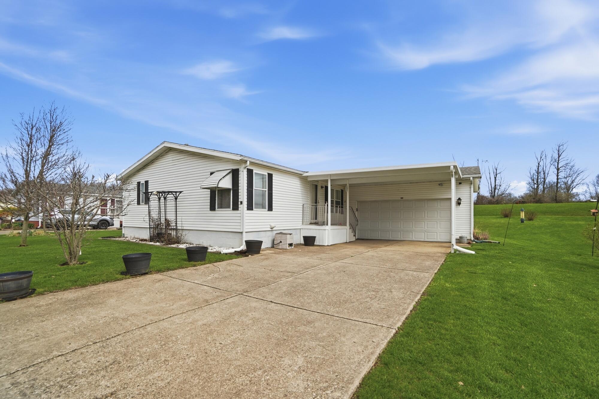 23 Rock Run, Springfield, Ohio 45502