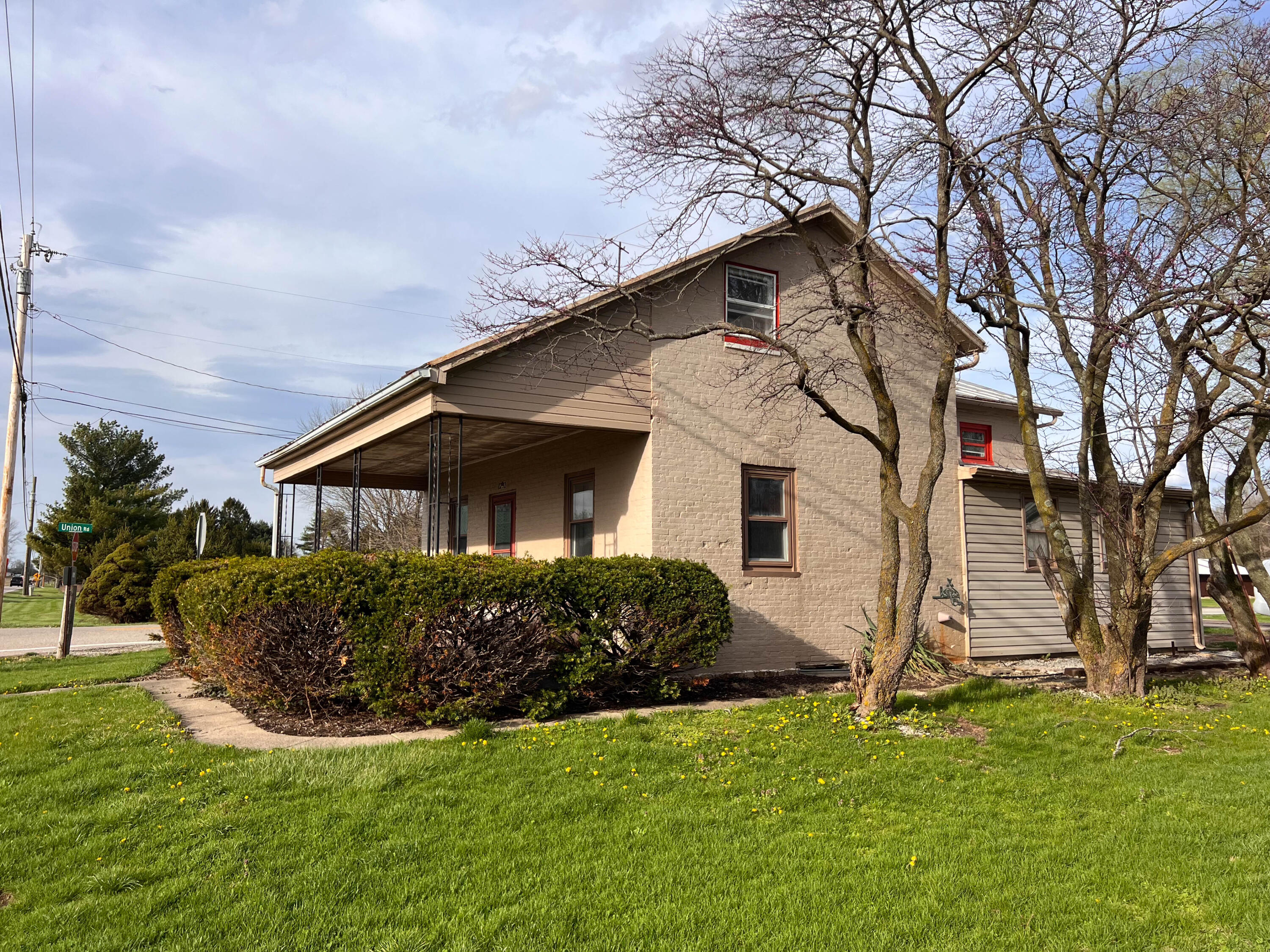 1292 Medway New Carlisle Road, Medway, Ohio 45341