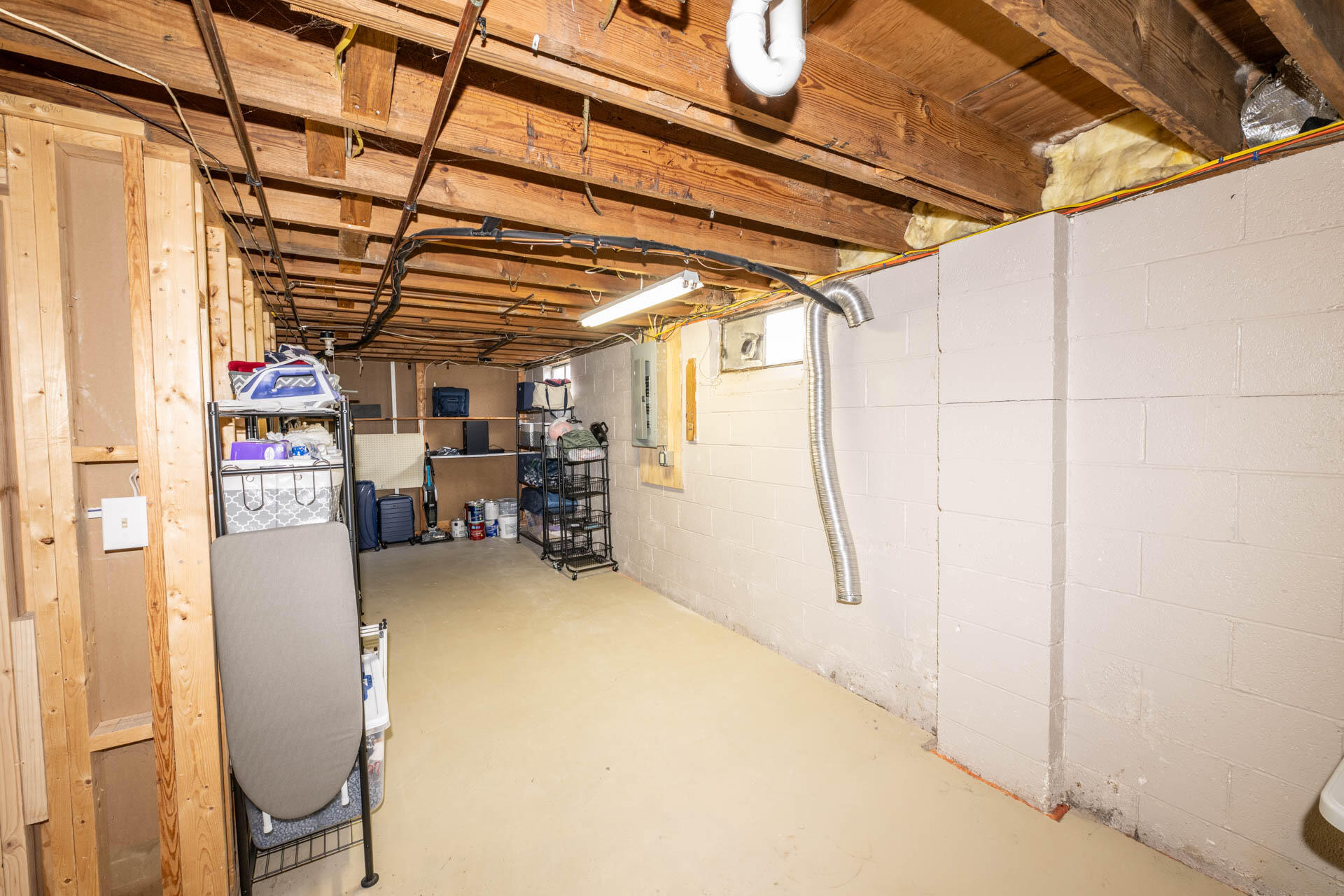 1309 Richmoor Road, Springfield, Ohio 45503