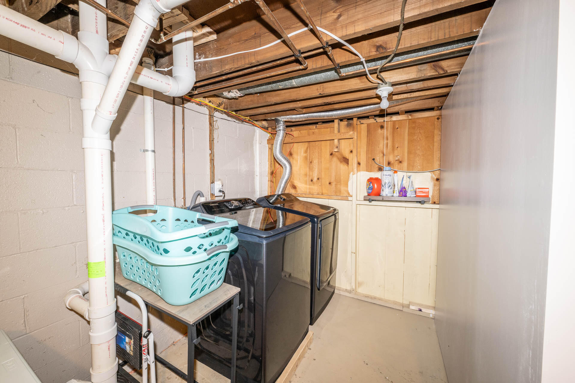 1309 Richmoor Road, Springfield, Ohio 45503