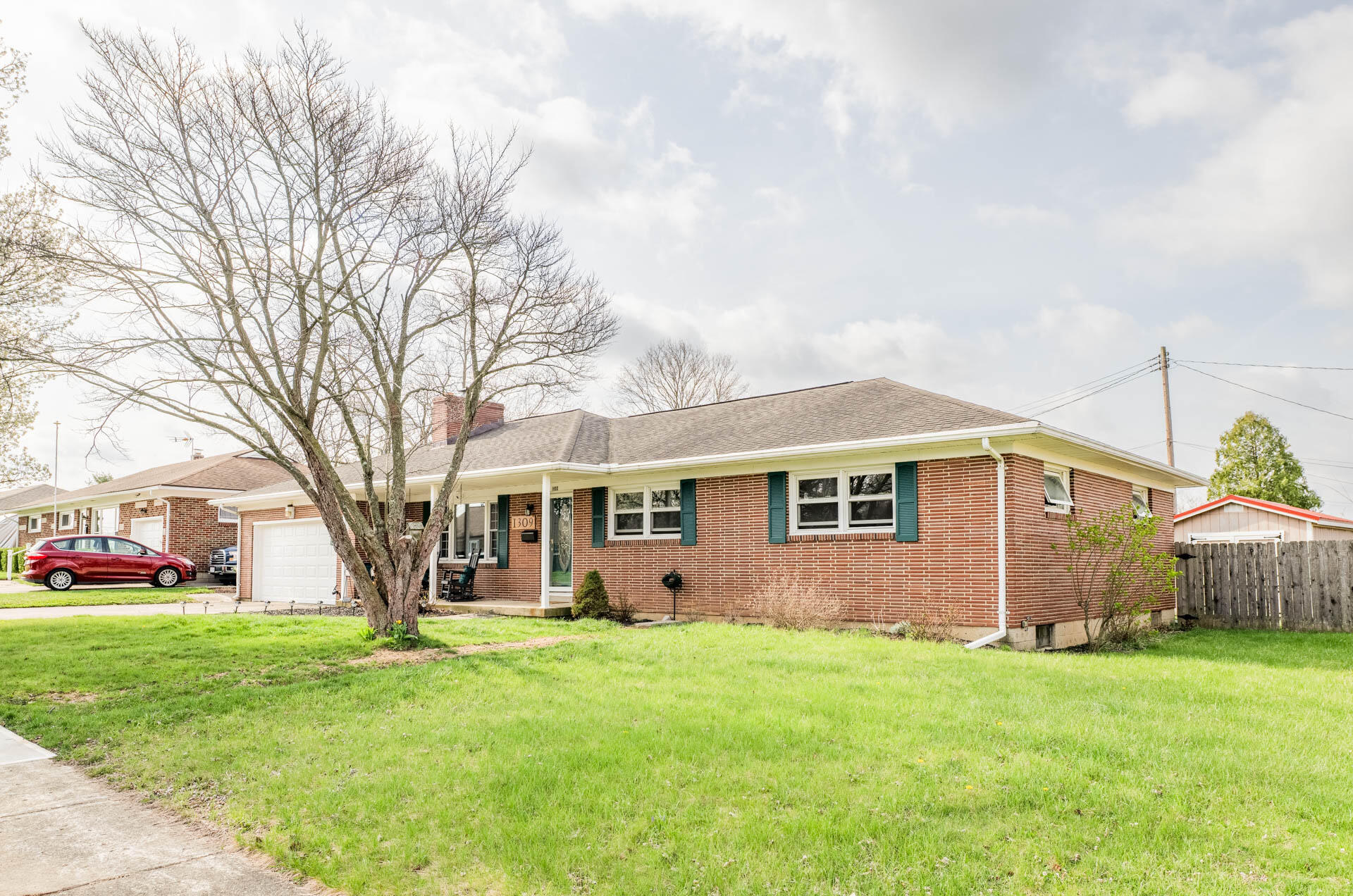 1309 Richmoor Road, Springfield, Ohio 45503