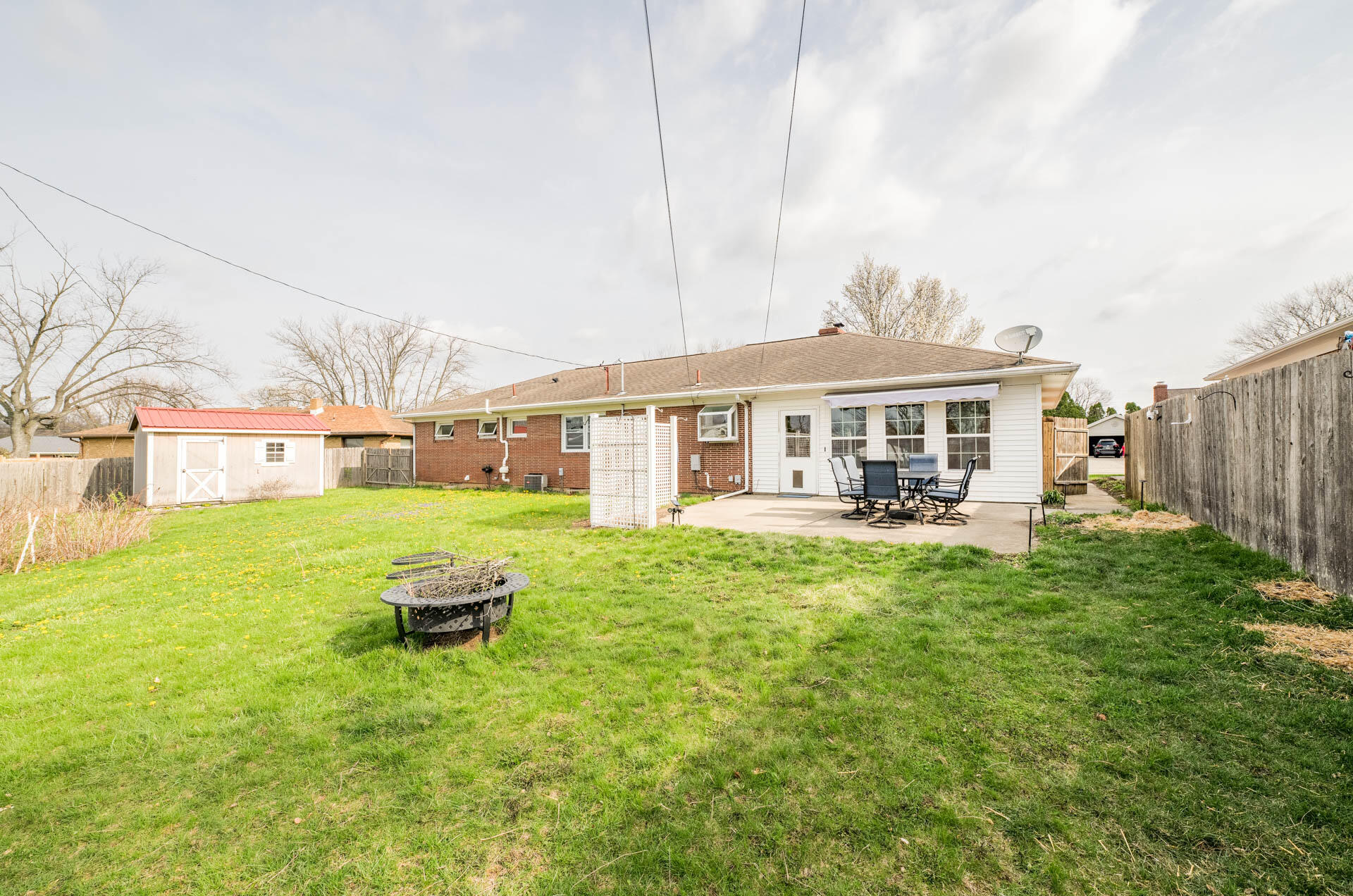 1309 Richmoor Road, Springfield, Ohio 45503