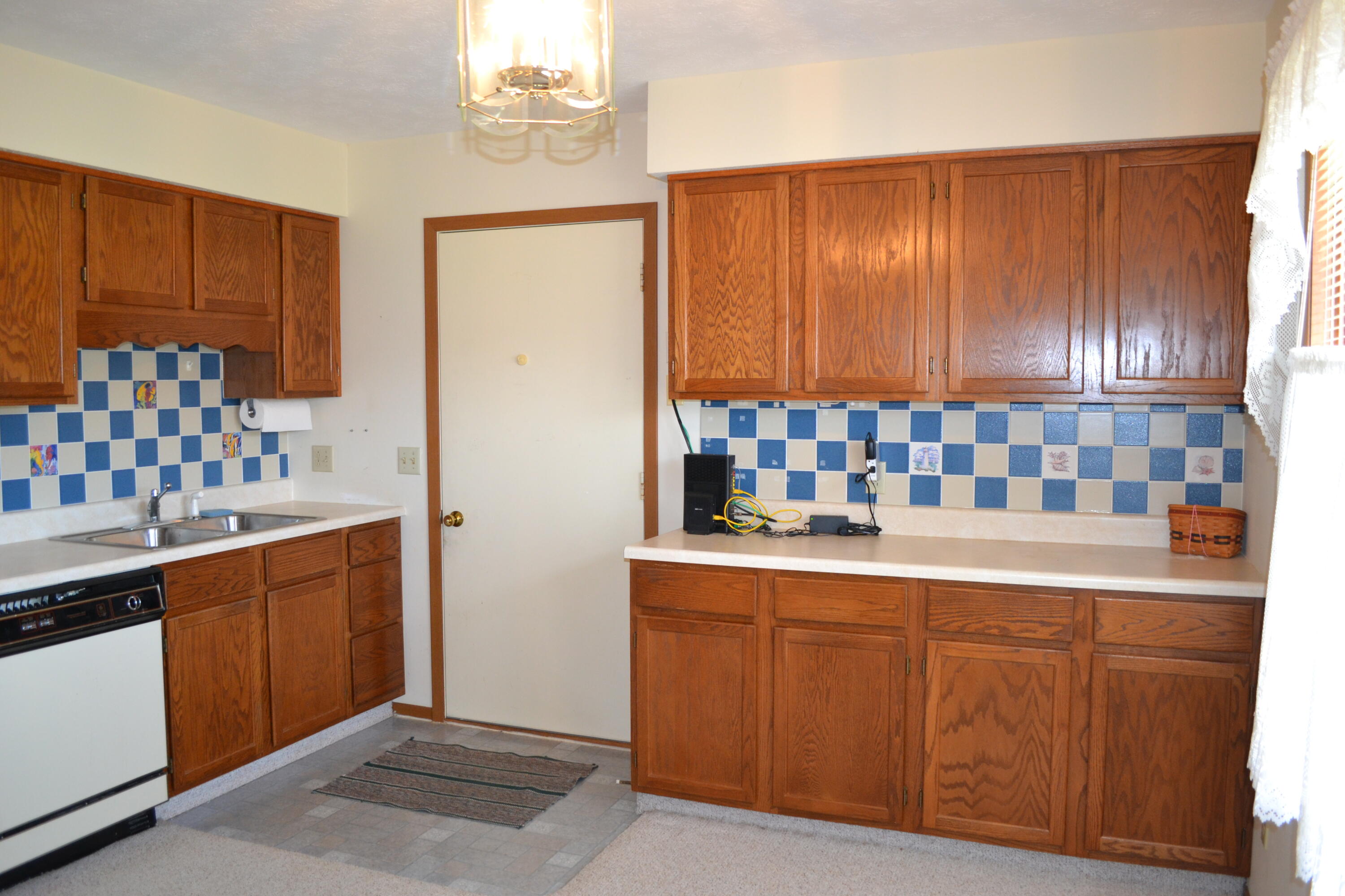 3052 Brixton Drive, Springfield, Ohio 45503