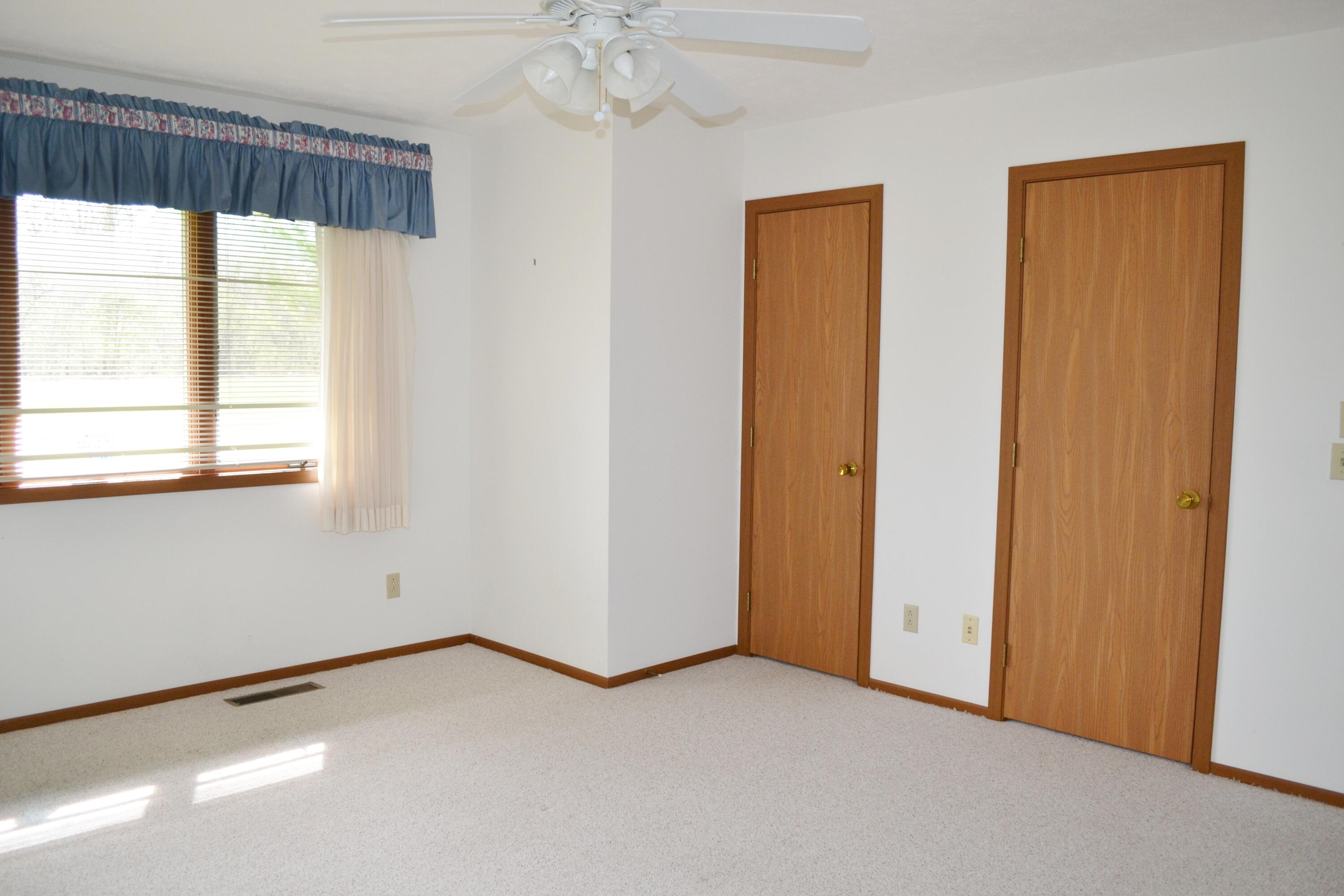 3052 Brixton Drive, Springfield, Ohio 45503