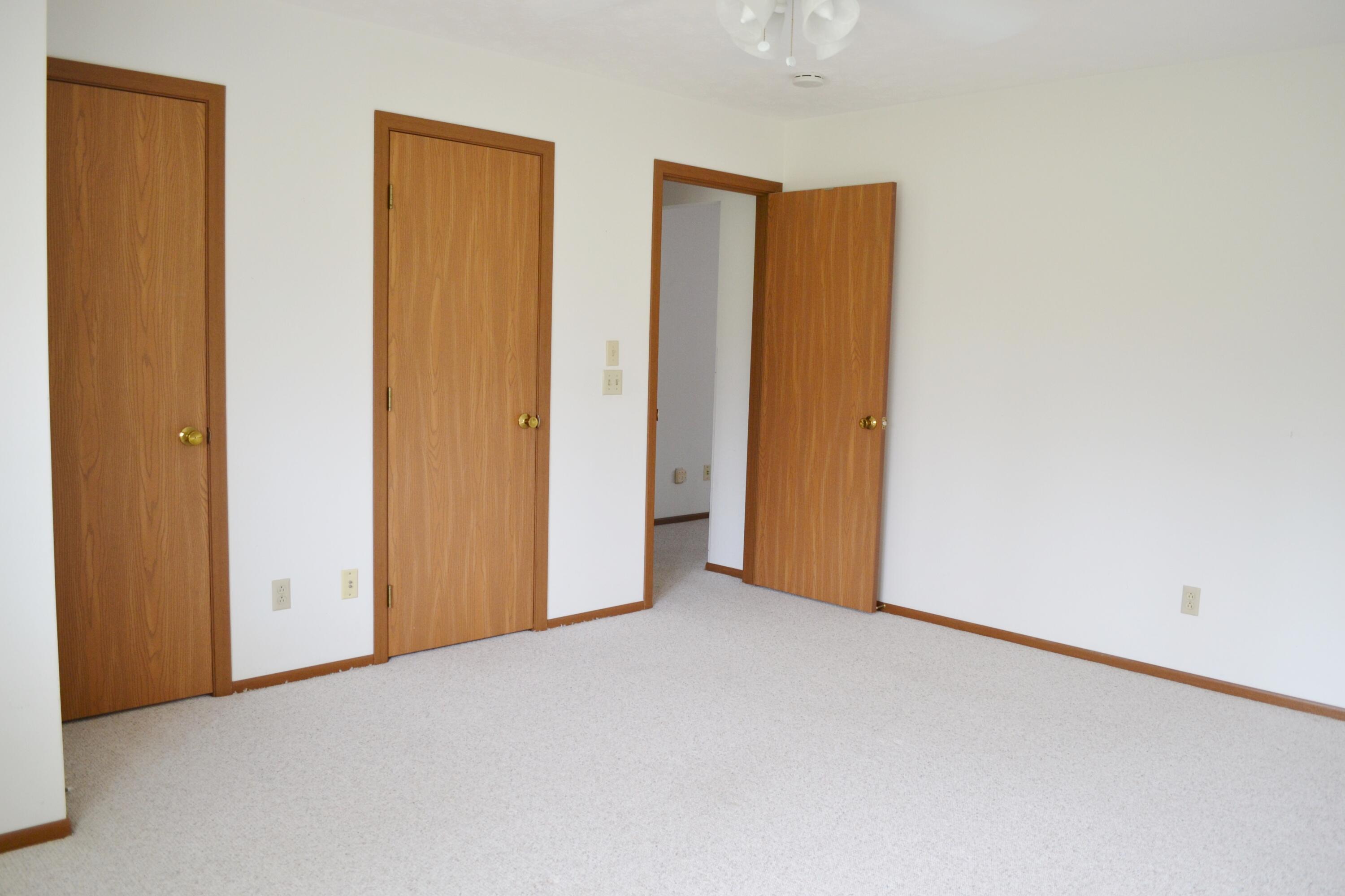 3052 Brixton Drive, Springfield, Ohio 45503