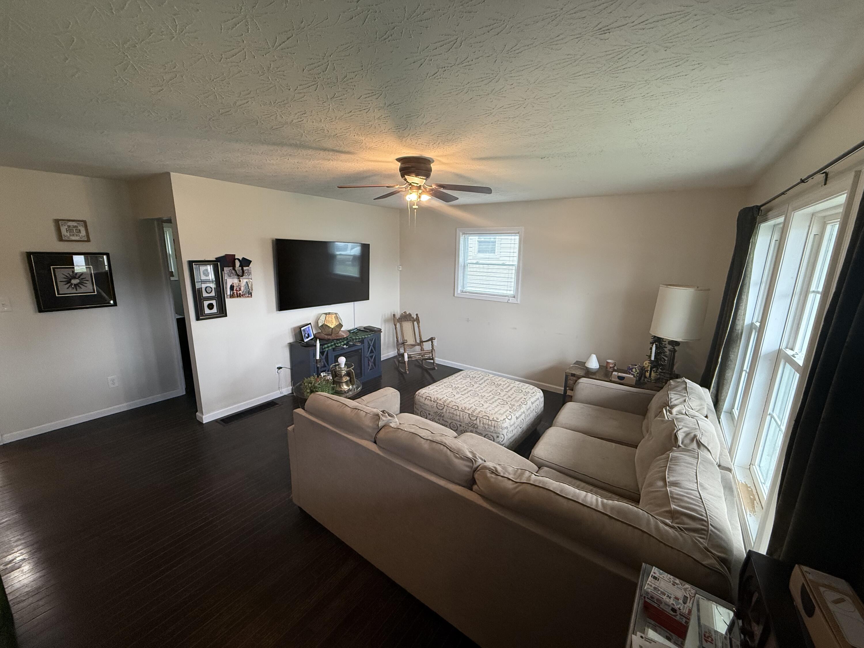 309 WREN Avenue, Bellefontaine, Ohio 43311