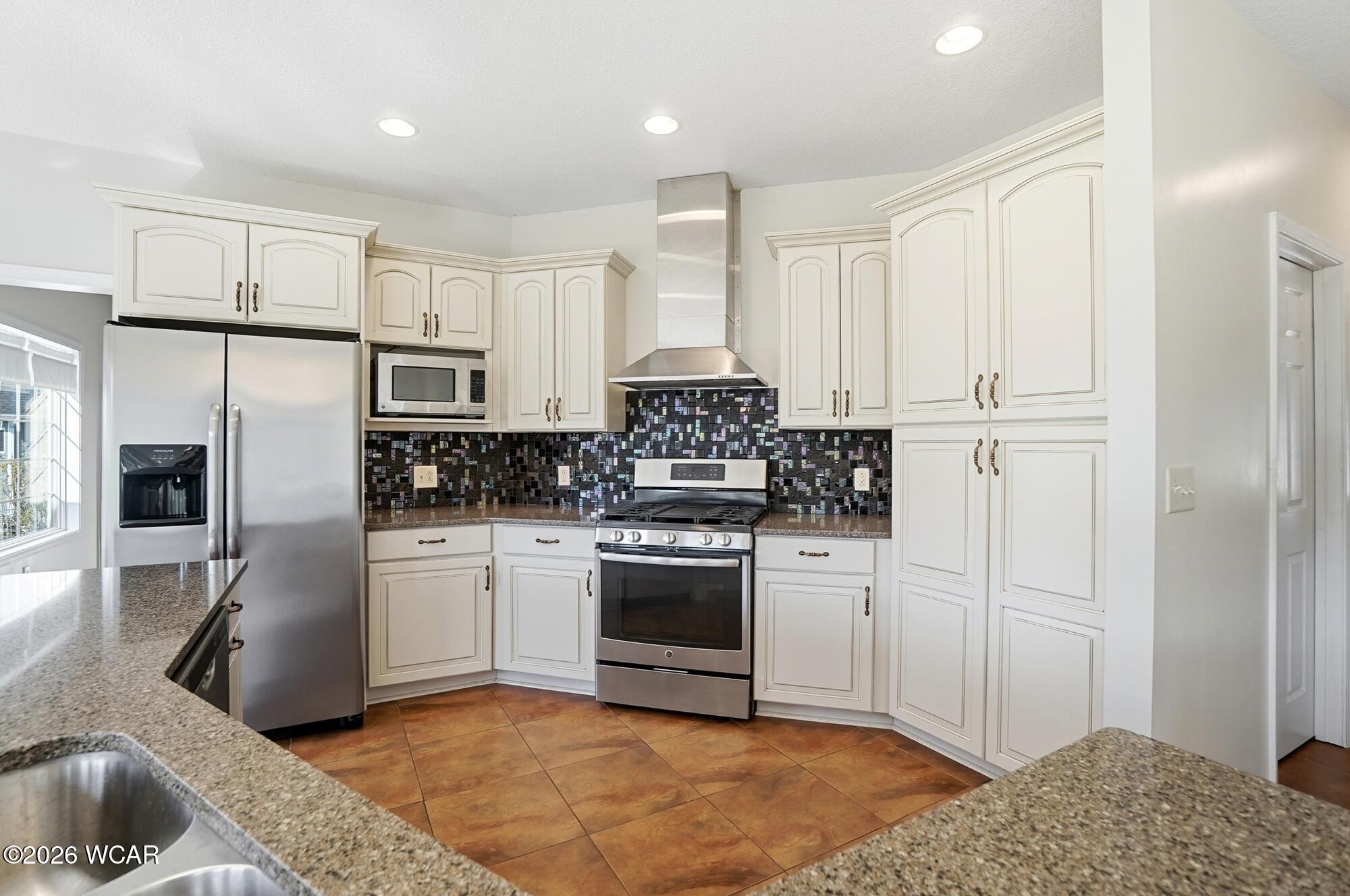 461 Riverbend Drive, Bluffton, Ohio