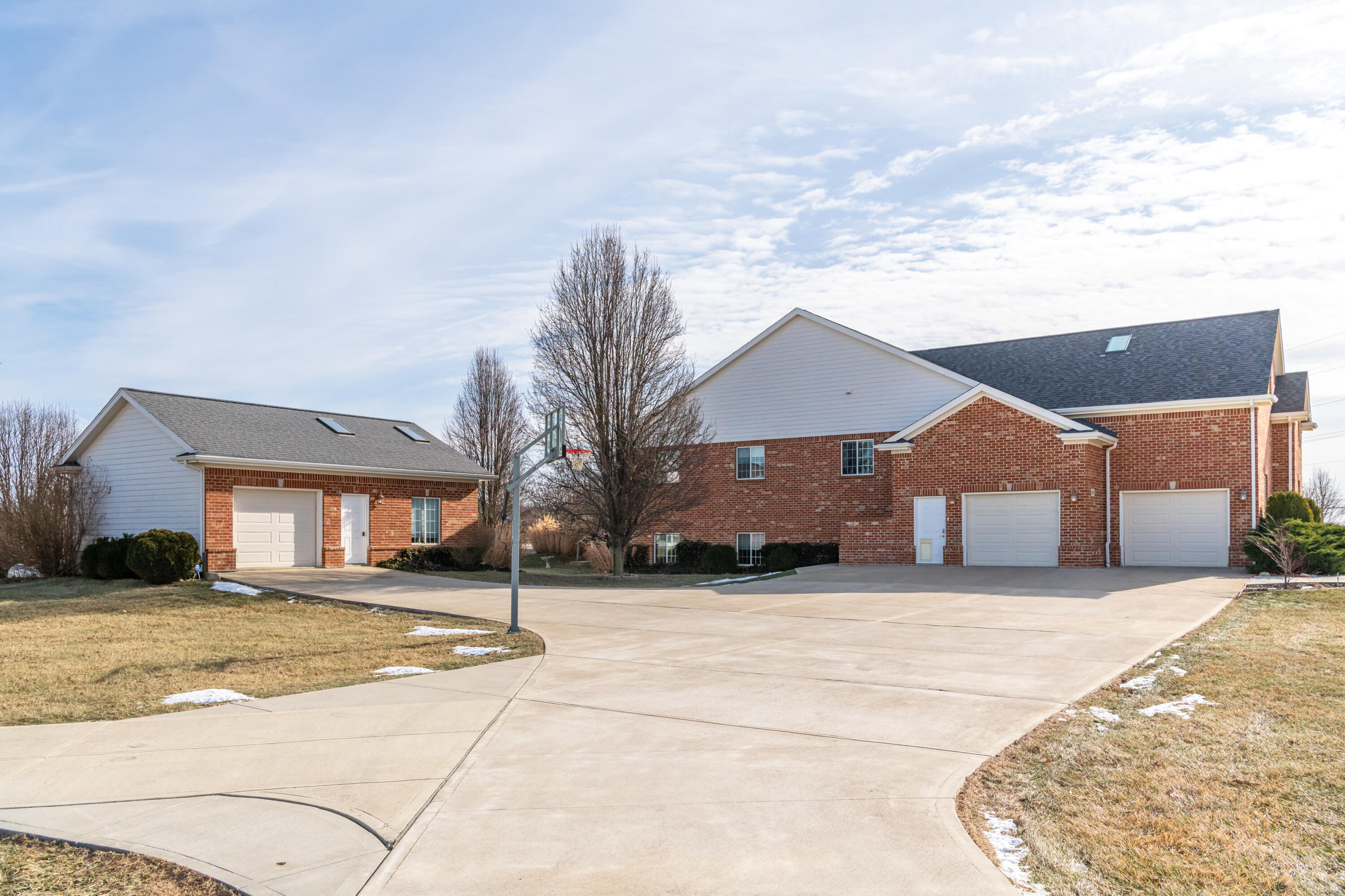 414 Monroe Siding Road, Xenia, Ohio 45385