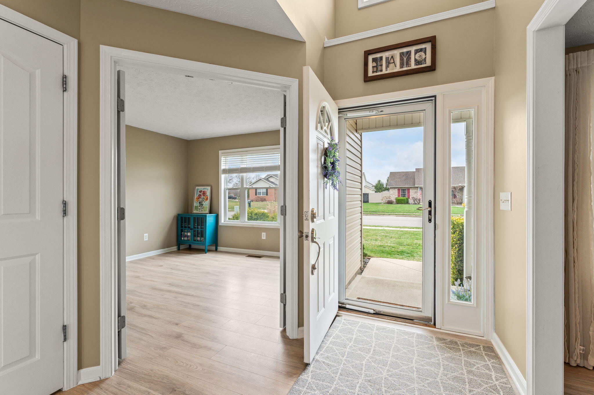 1371 Edinburgh Drive, Troy, Ohio 45373