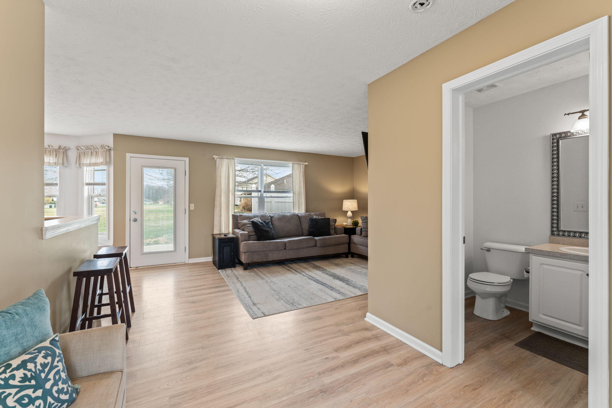 1371 Edinburgh Drive, Troy, Ohio 45373