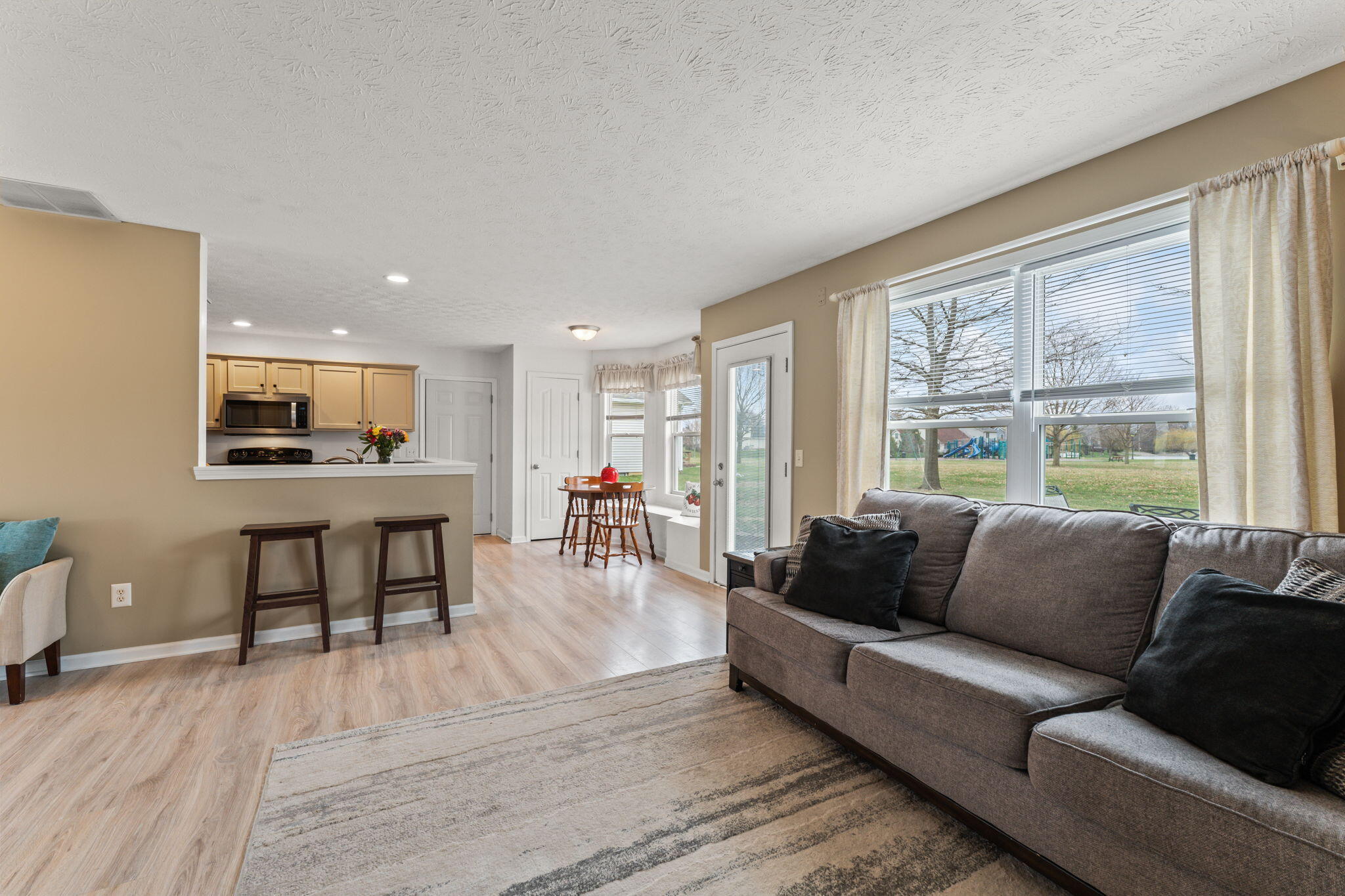 1371 Edinburgh Drive, Troy, Ohio 45373