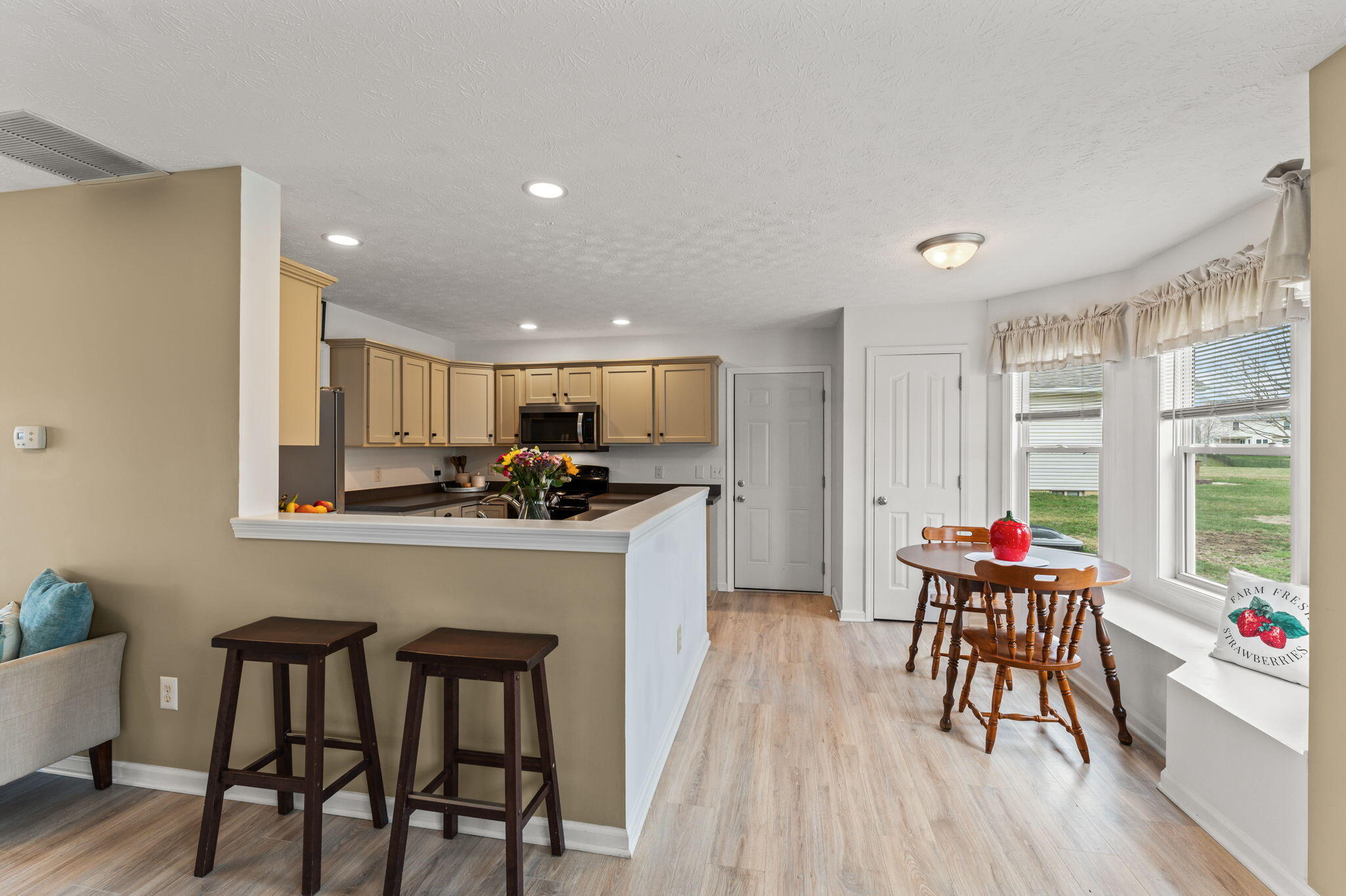 1371 Edinburgh Drive, Troy, Ohio 45373