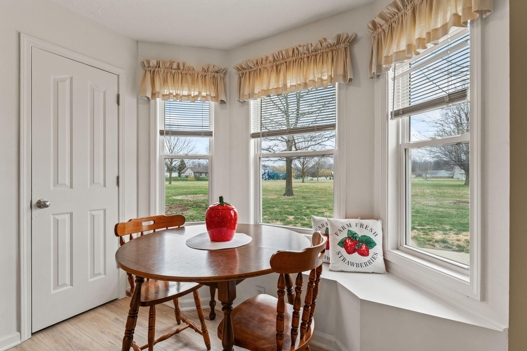 1371 Edinburgh Drive, Troy, Ohio 45373