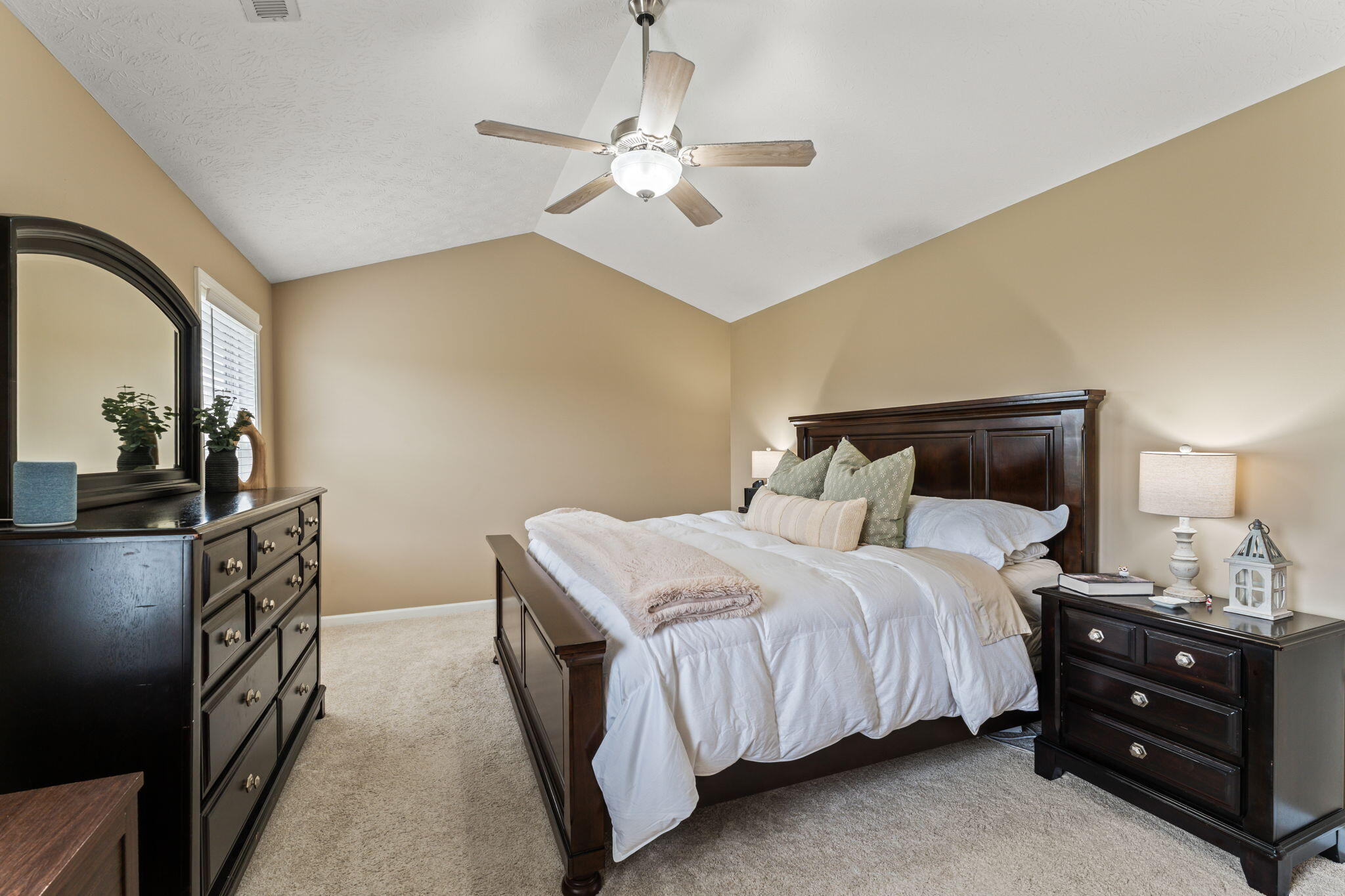 1371 Edinburgh Drive, Troy, Ohio 45373