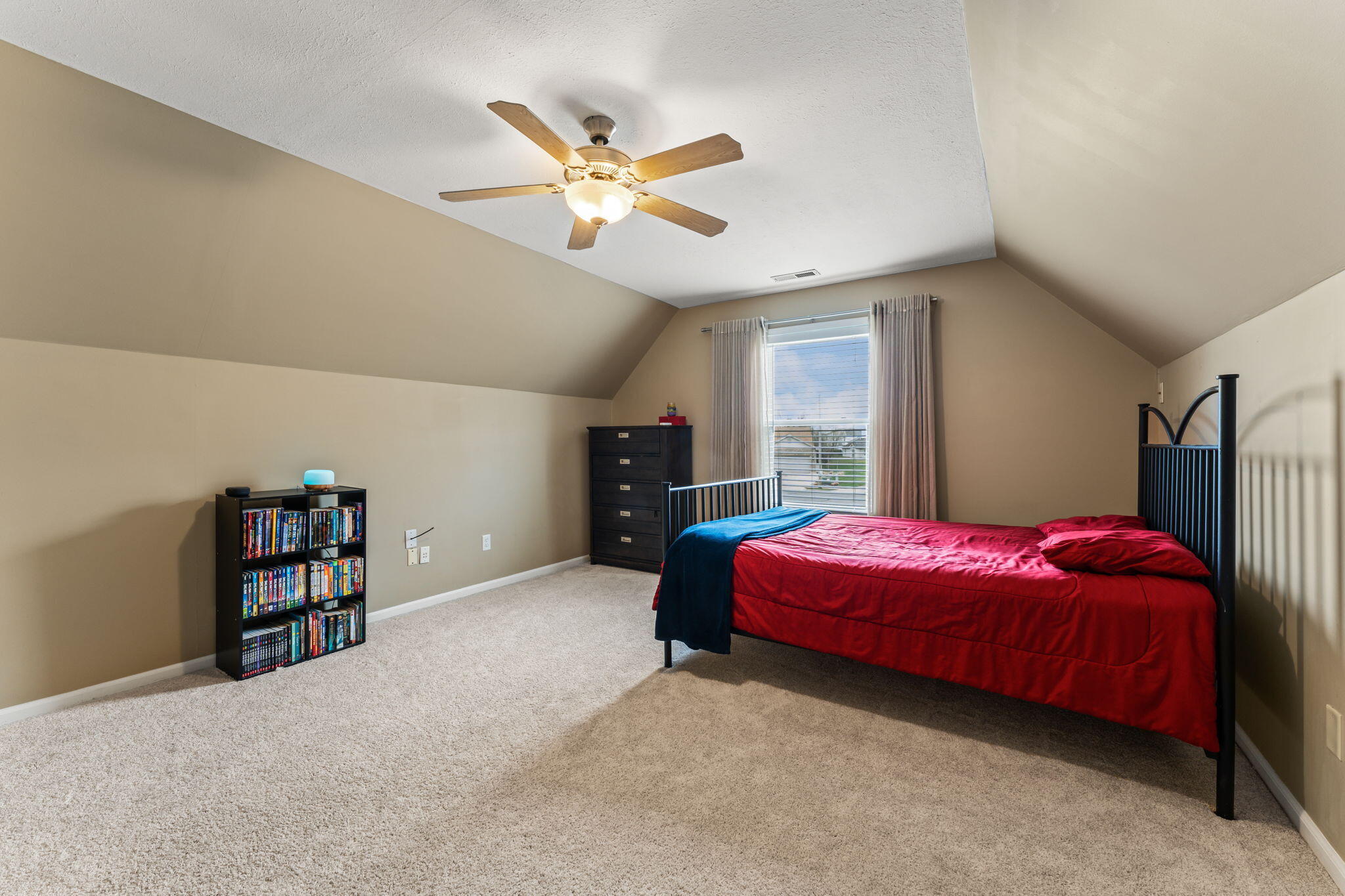 1371 Edinburgh Drive, Troy, Ohio 45373