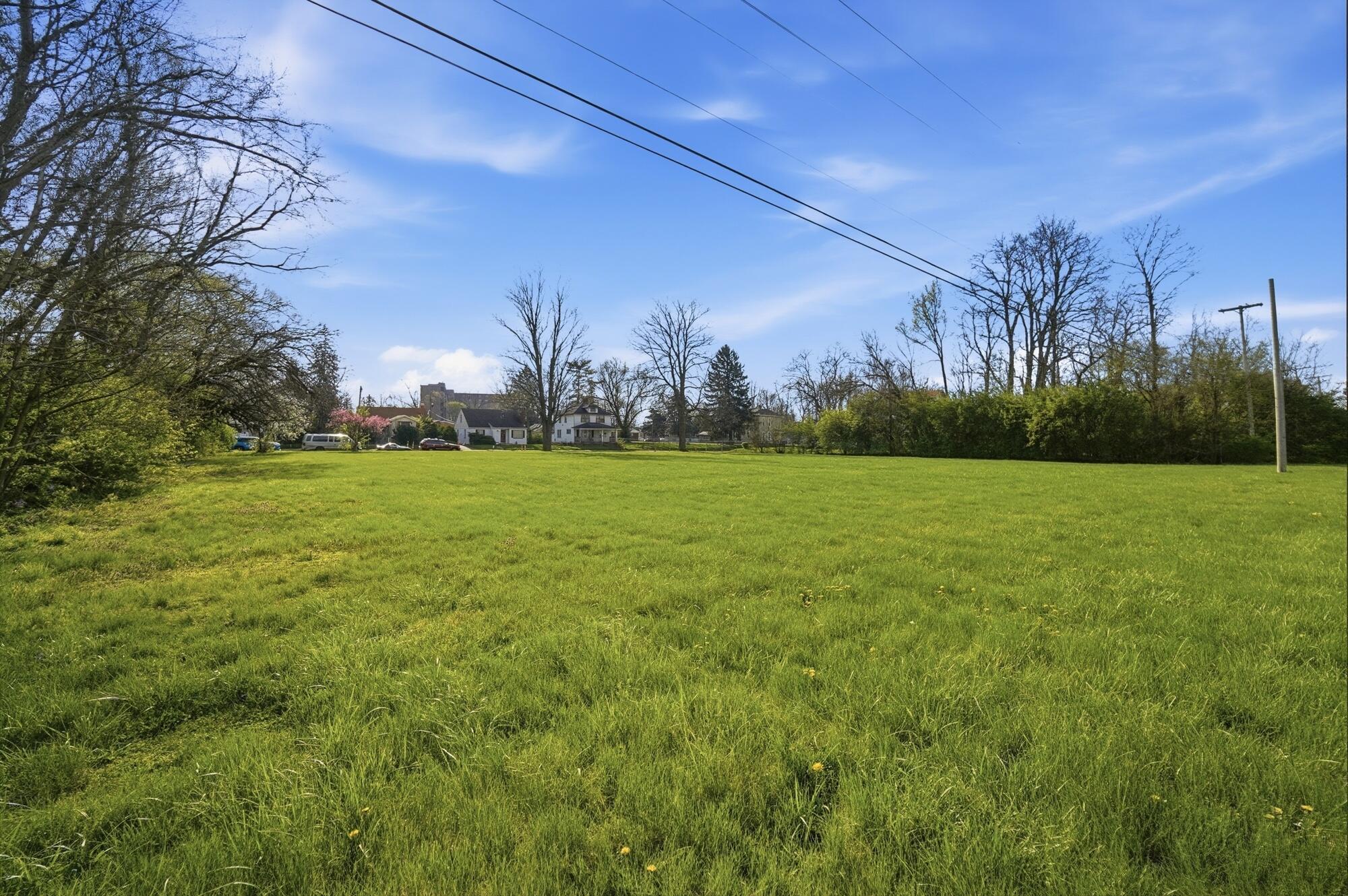 306 Clairmont Avenue, Springfield, Ohio 45505