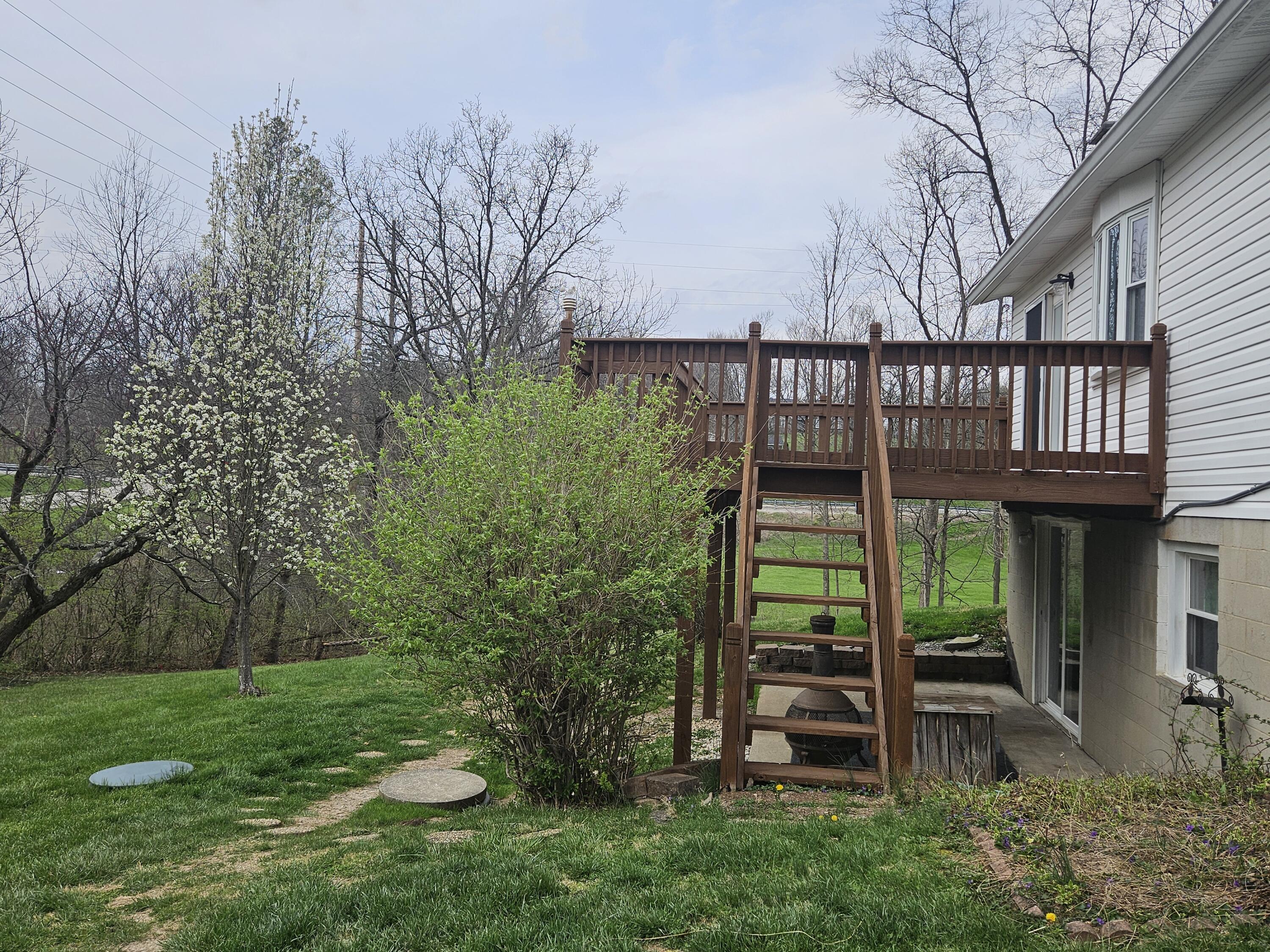 519 Moorefield Road, Springfield, Ohio 45502