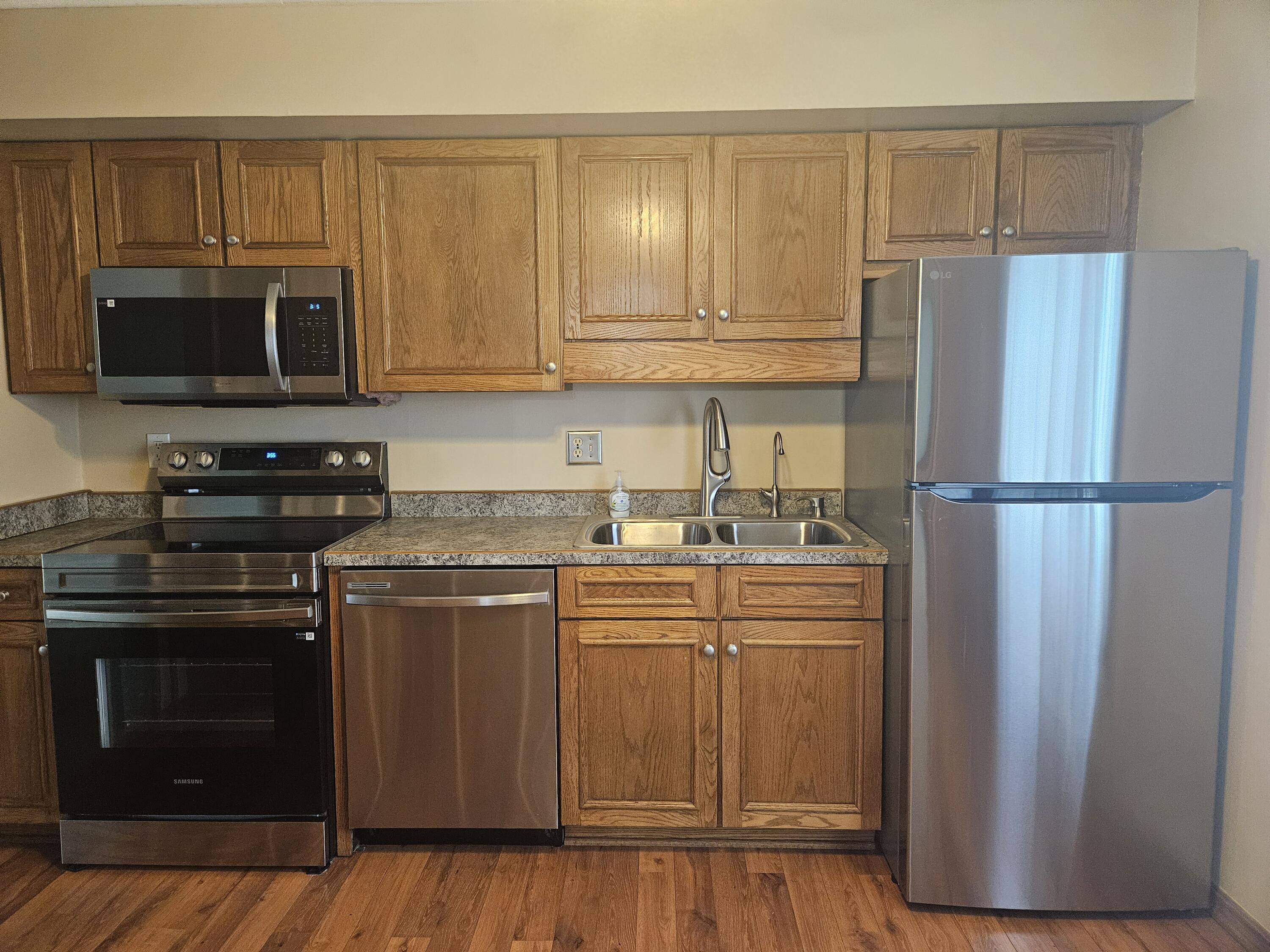 519 Moorefield Road, Springfield, Ohio 45502