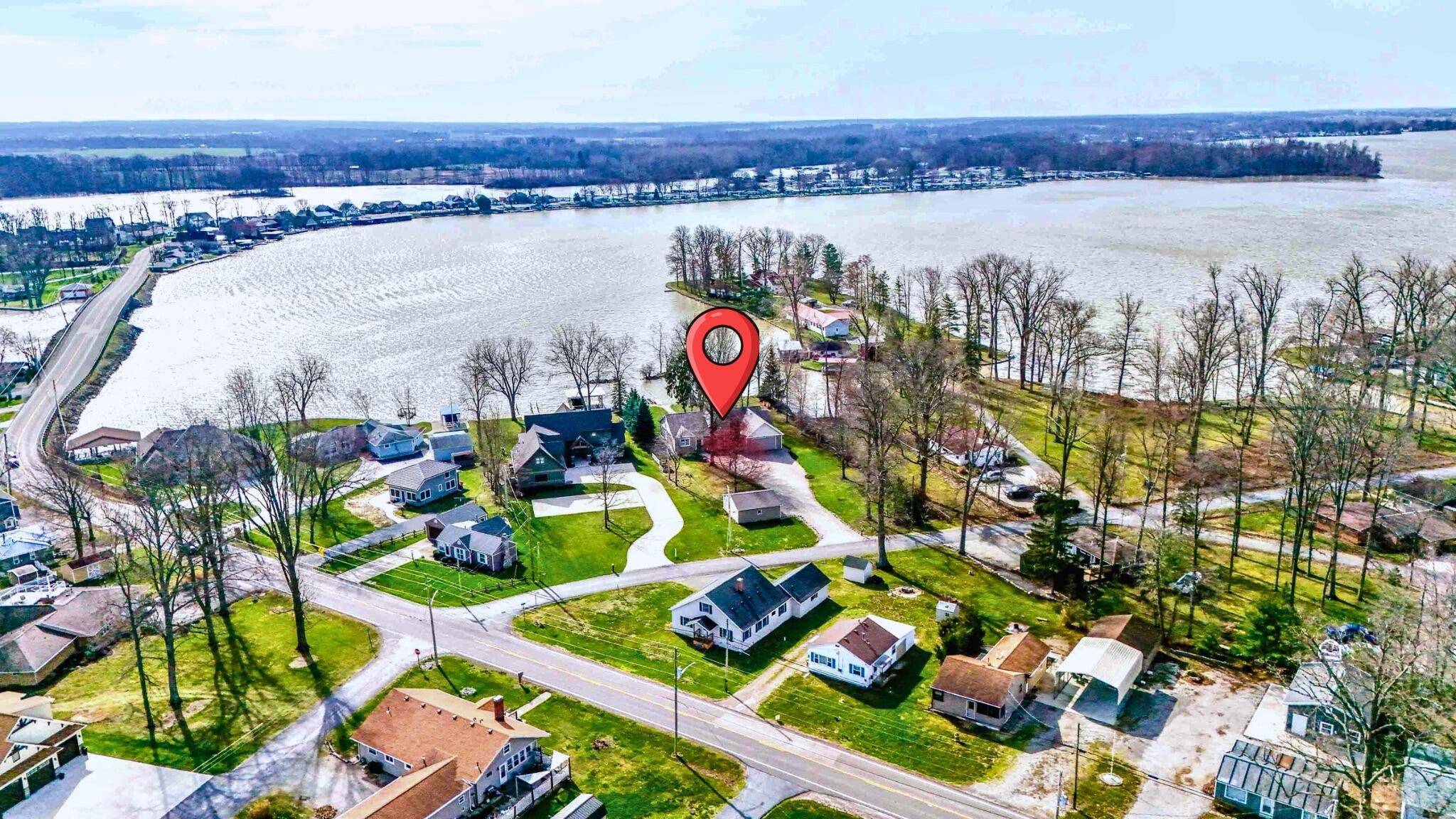 9668 Lakeshore Drive, Huntsville, Ohio 43324