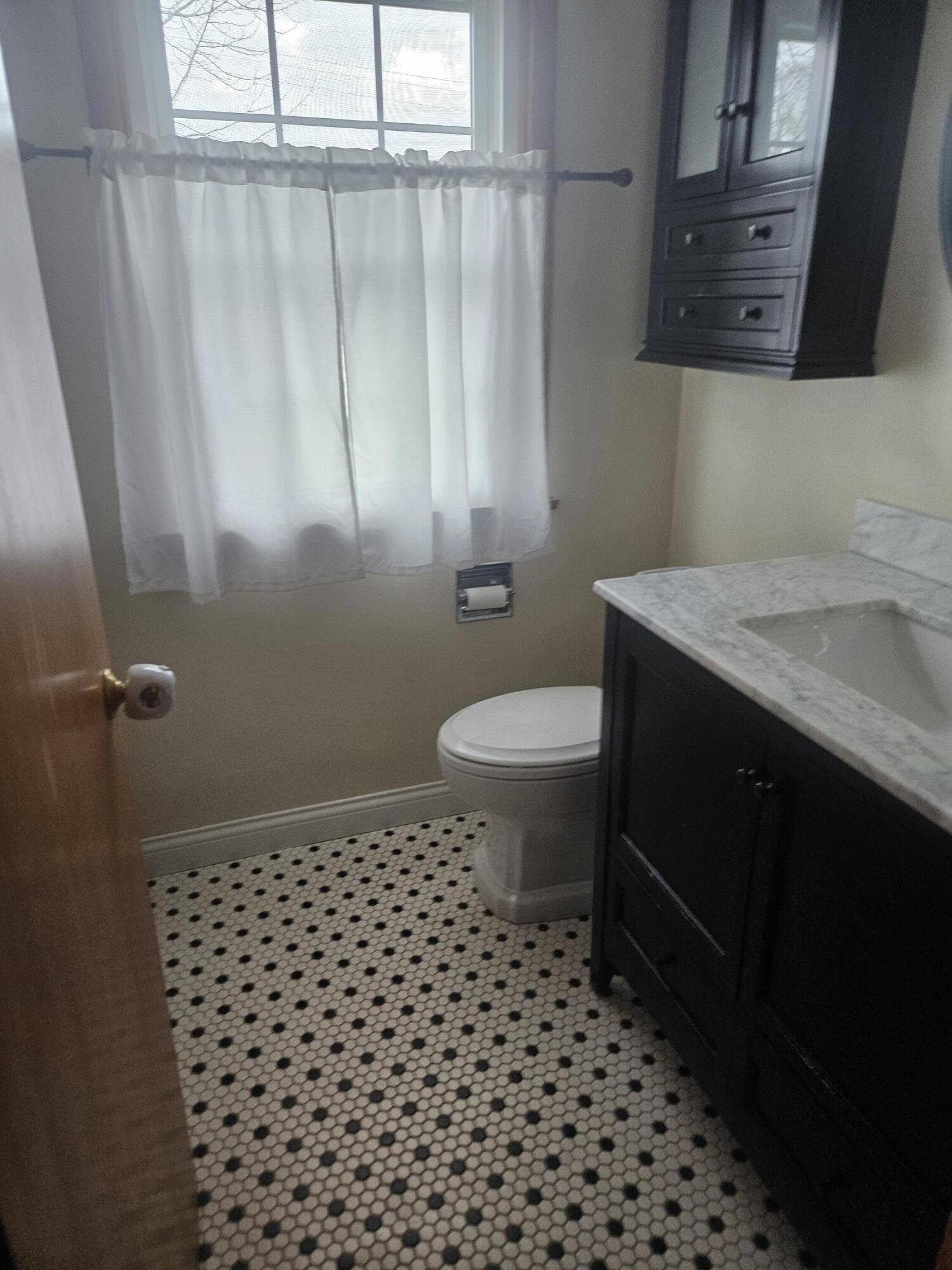 935 High Street, Saint Marys, Ohio 45885