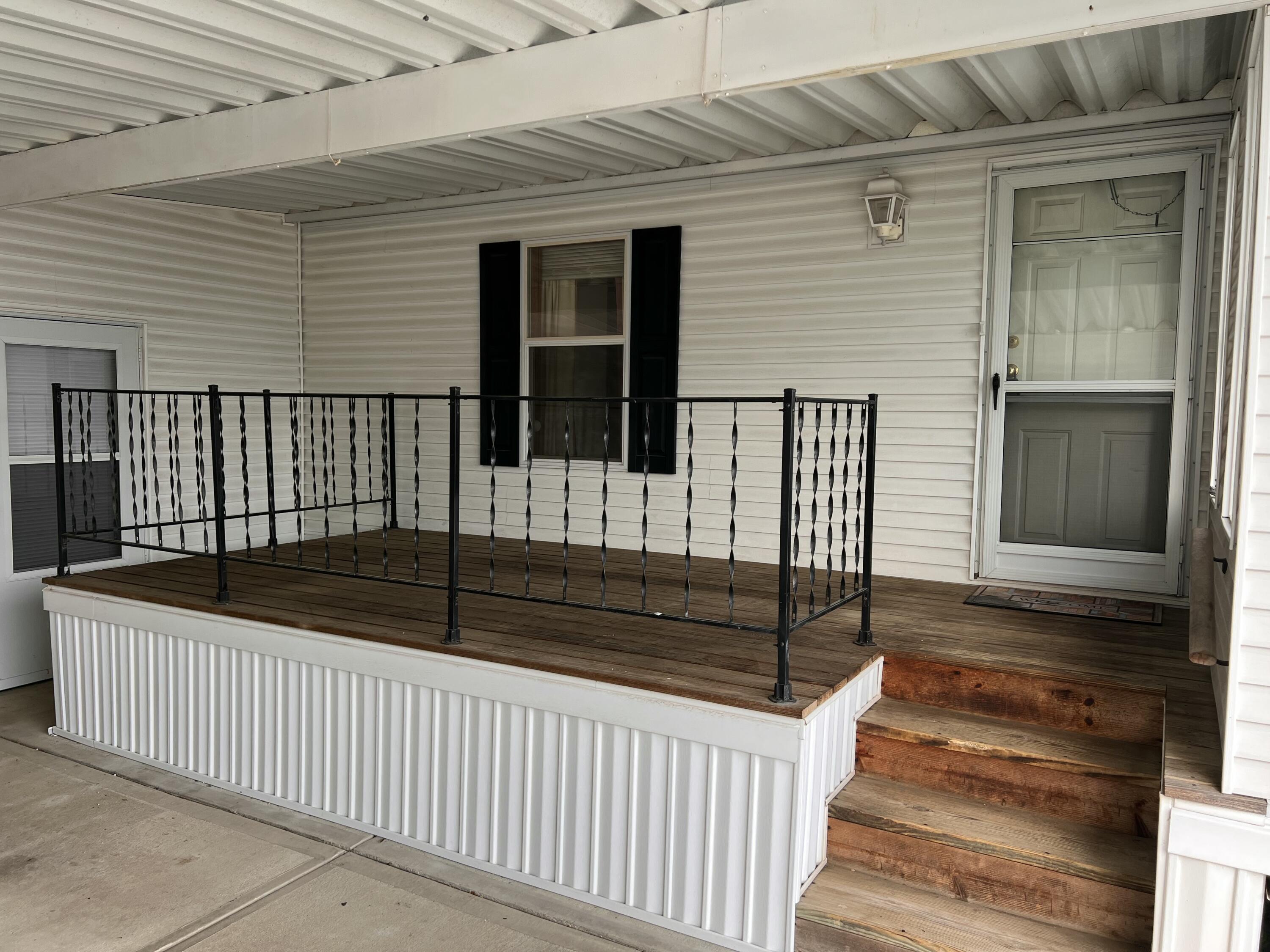 22 Sunset Drive, Springfield, Ohio 45504