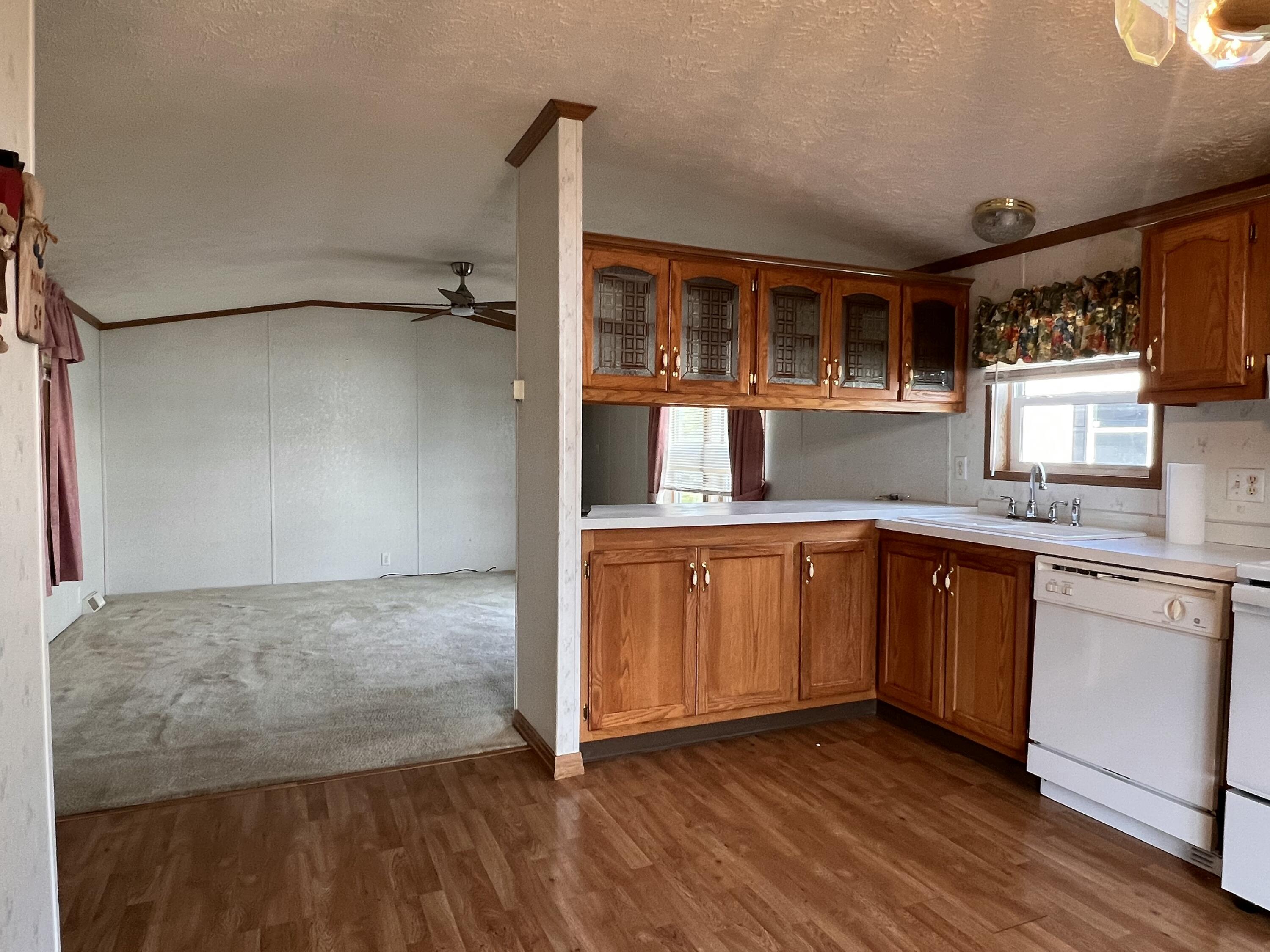 22 Sunset Drive, Springfield, Ohio 45504