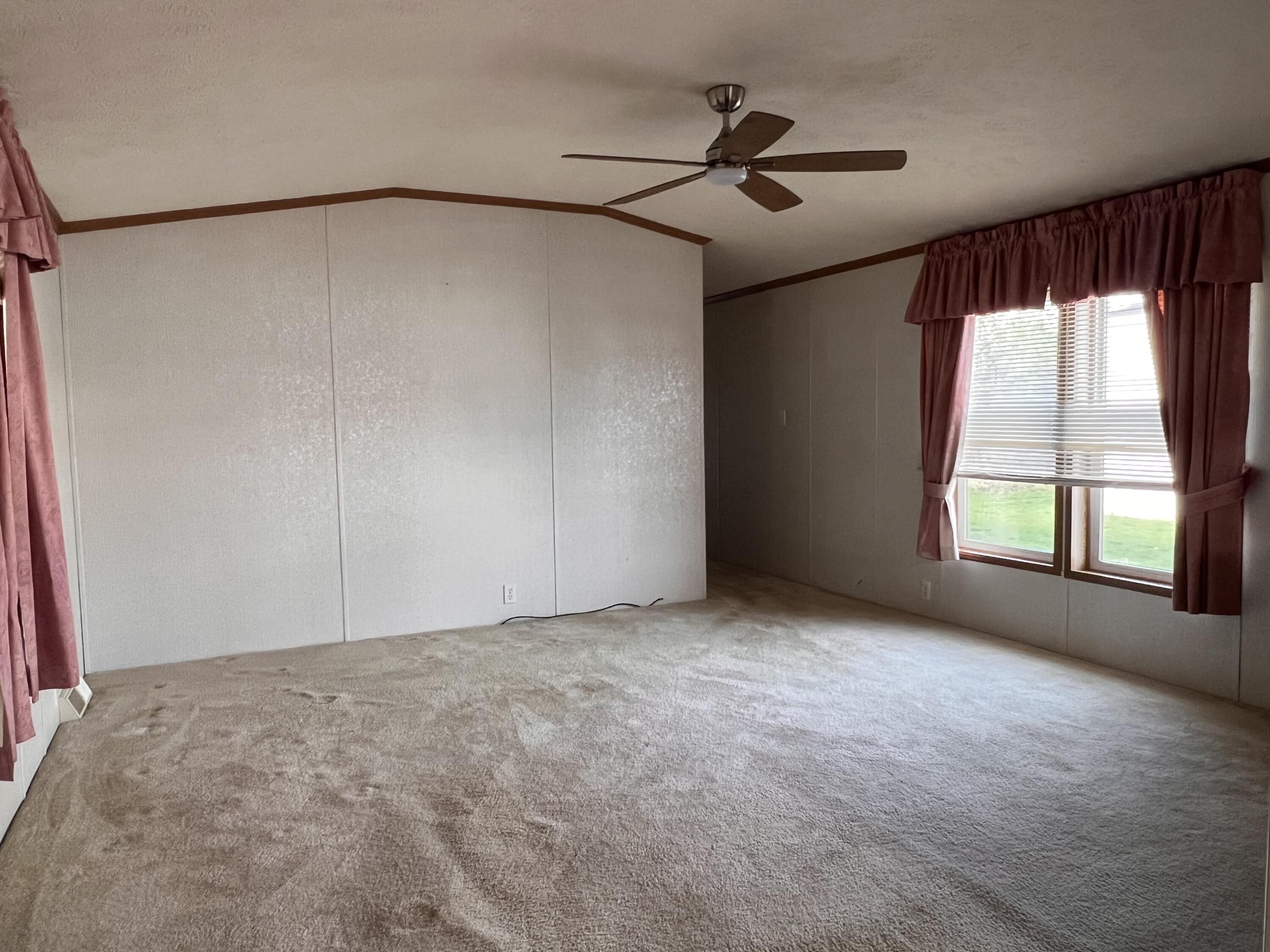 22 Sunset Drive, Springfield, Ohio 45504