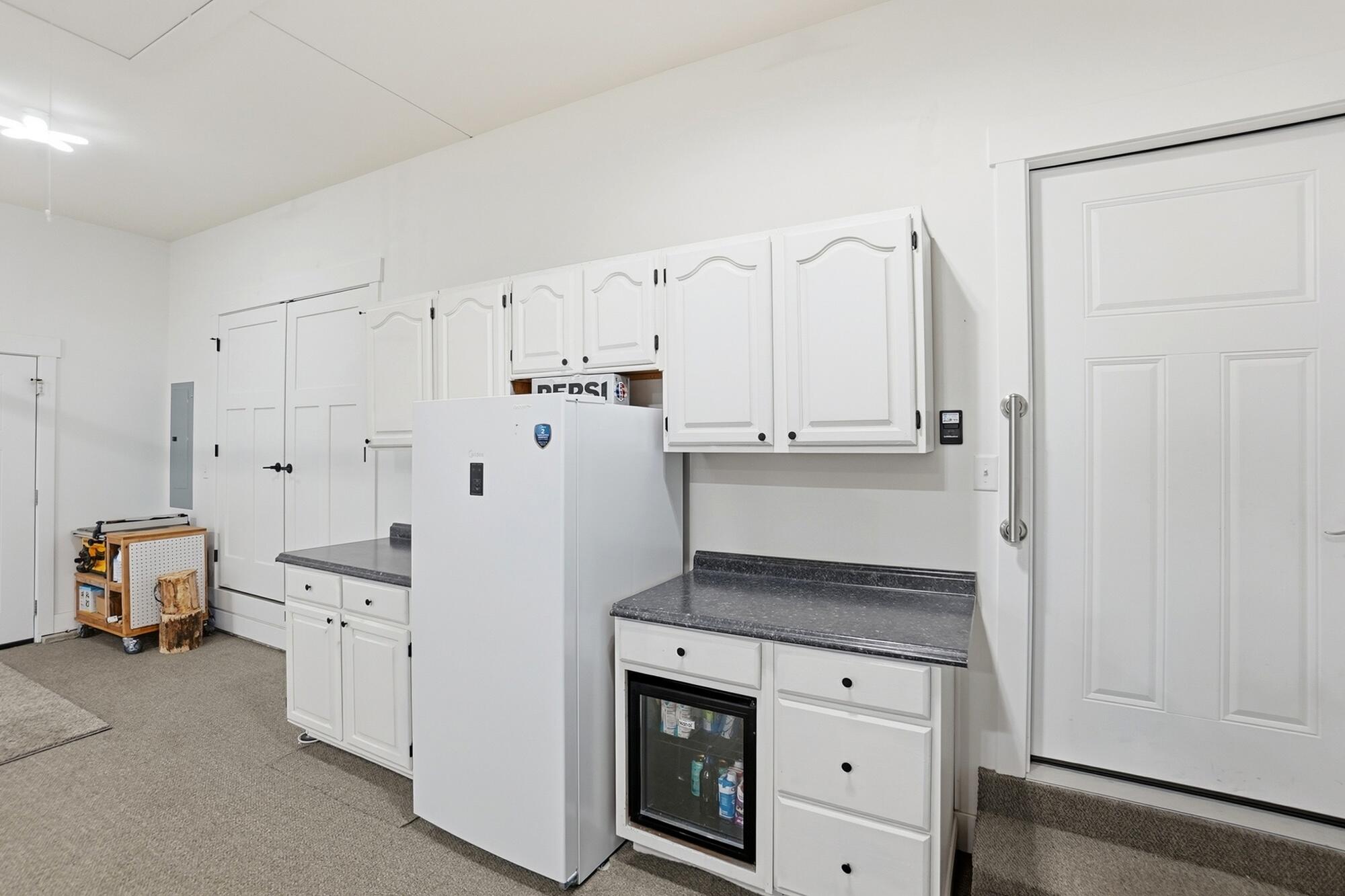 200 Woodside Drive, Arcanum, Ohio 45304