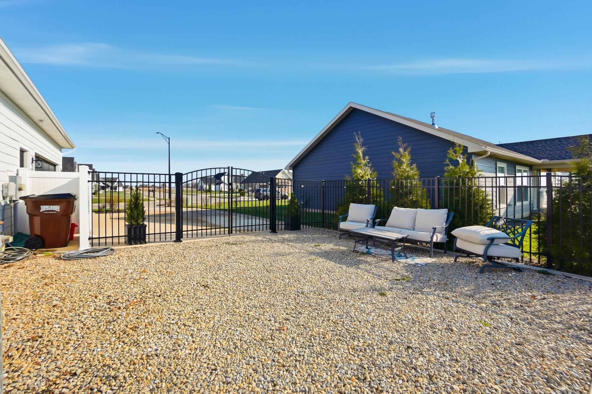 200 Woodside Drive, Arcanum, Ohio 45304