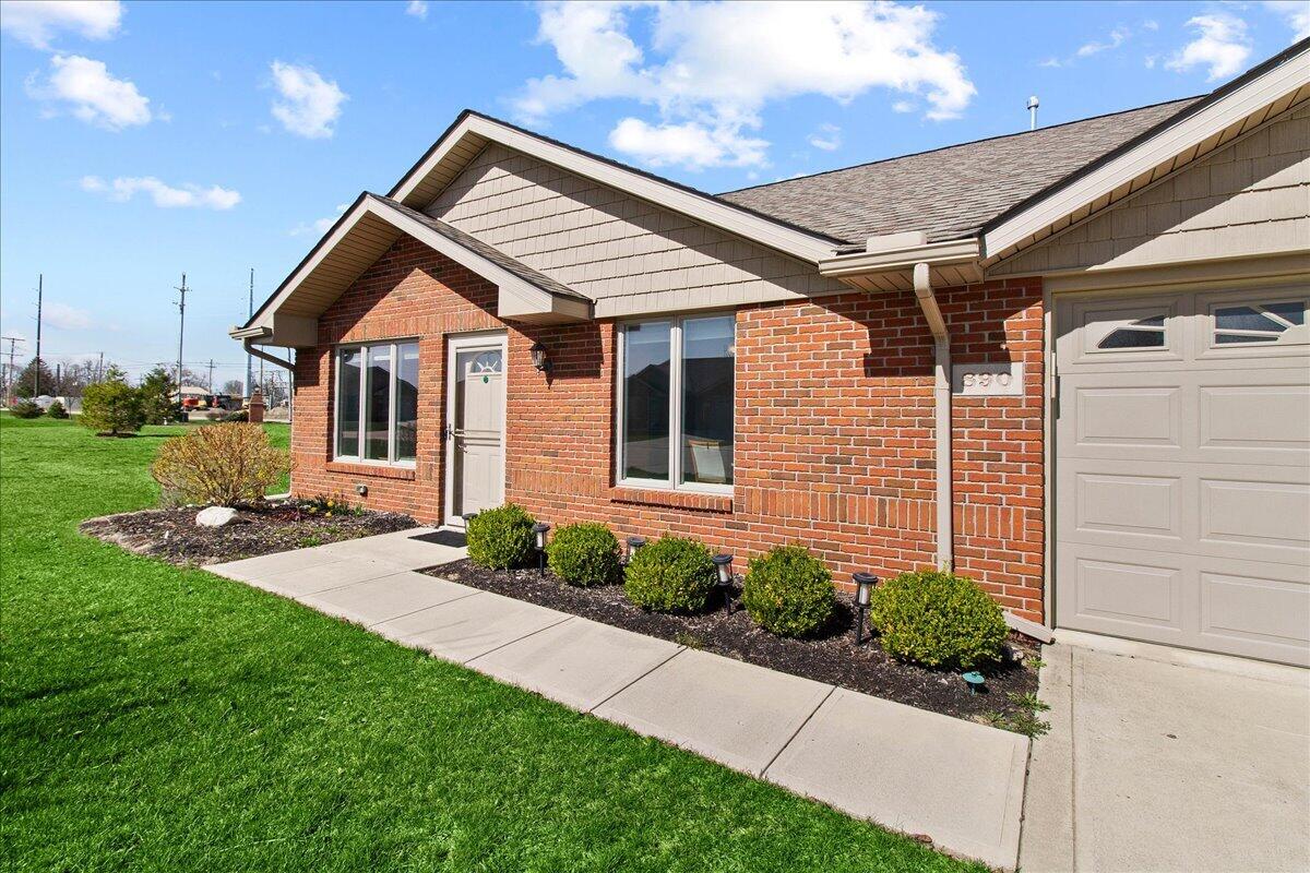 890 Autumn Chase Lane, Marysville, Ohio 43040
