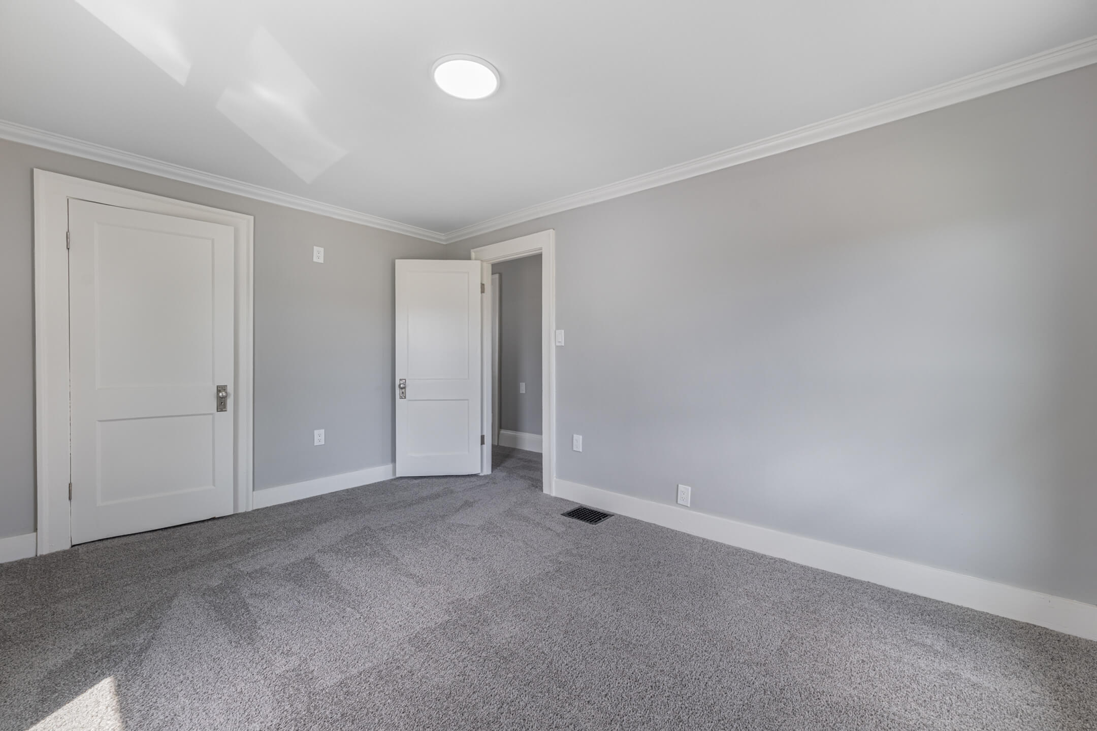 107 Clairmont Avenue, Springfield, Ohio 45503