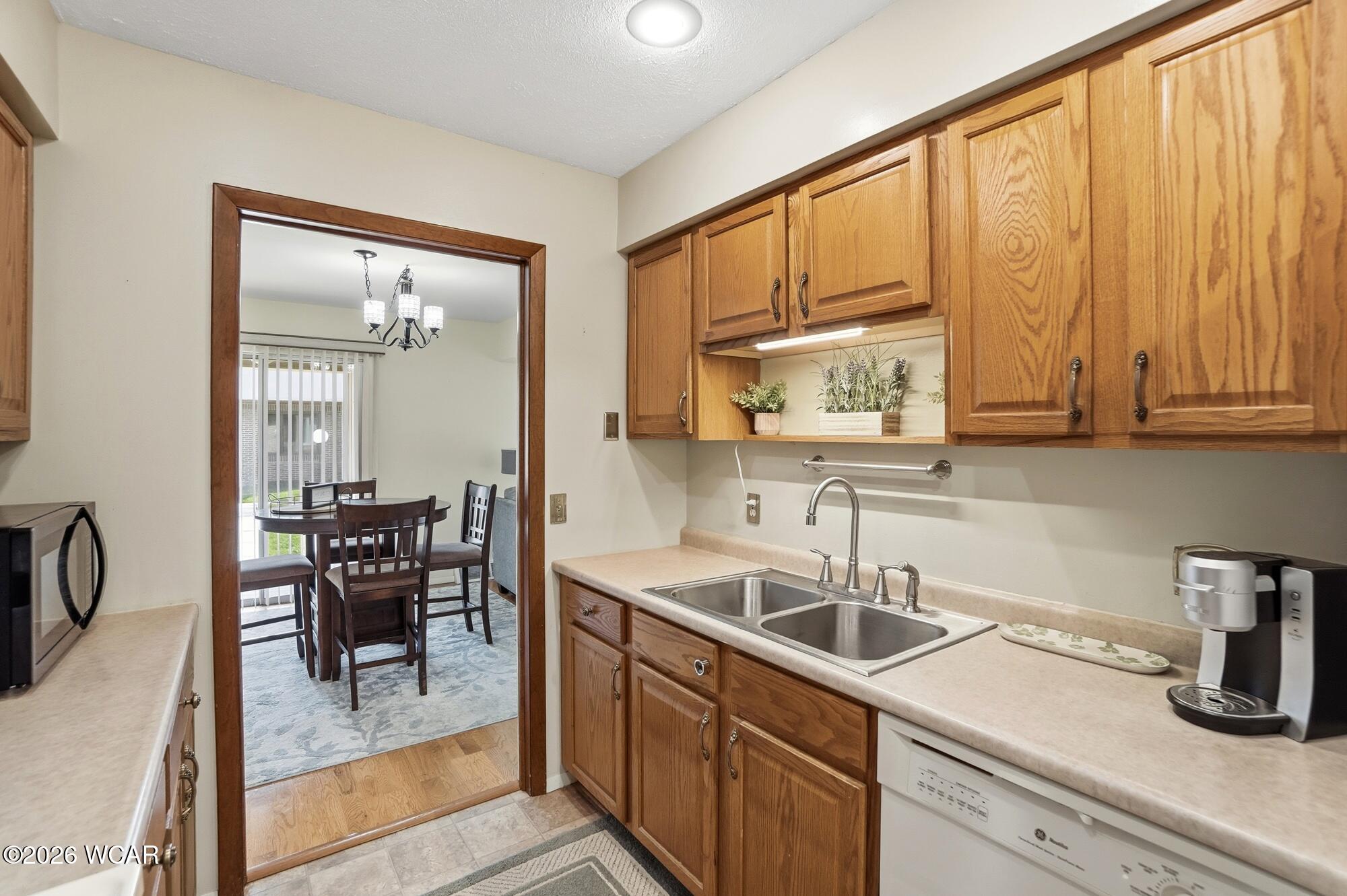 2517 Struthmore Drive, Lima, Ohio