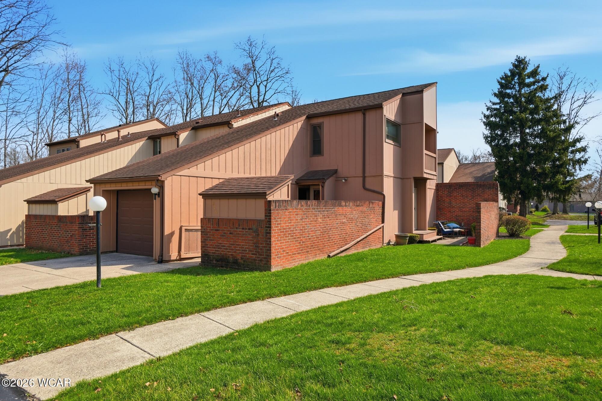 2517 Struthmore Drive, Lima, Ohio