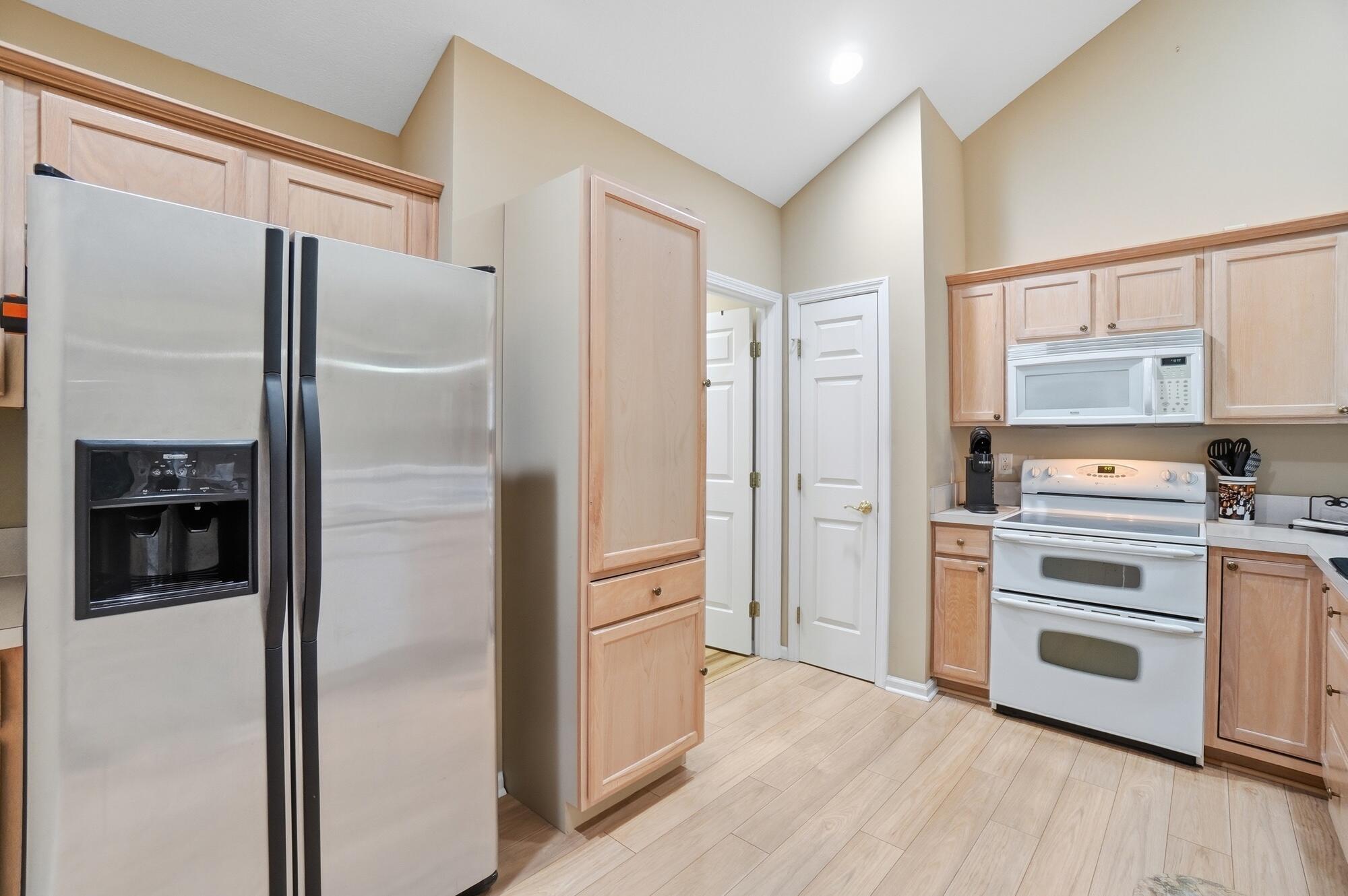 4662 Cobblestone Drive, Tipp City, Ohio 45371