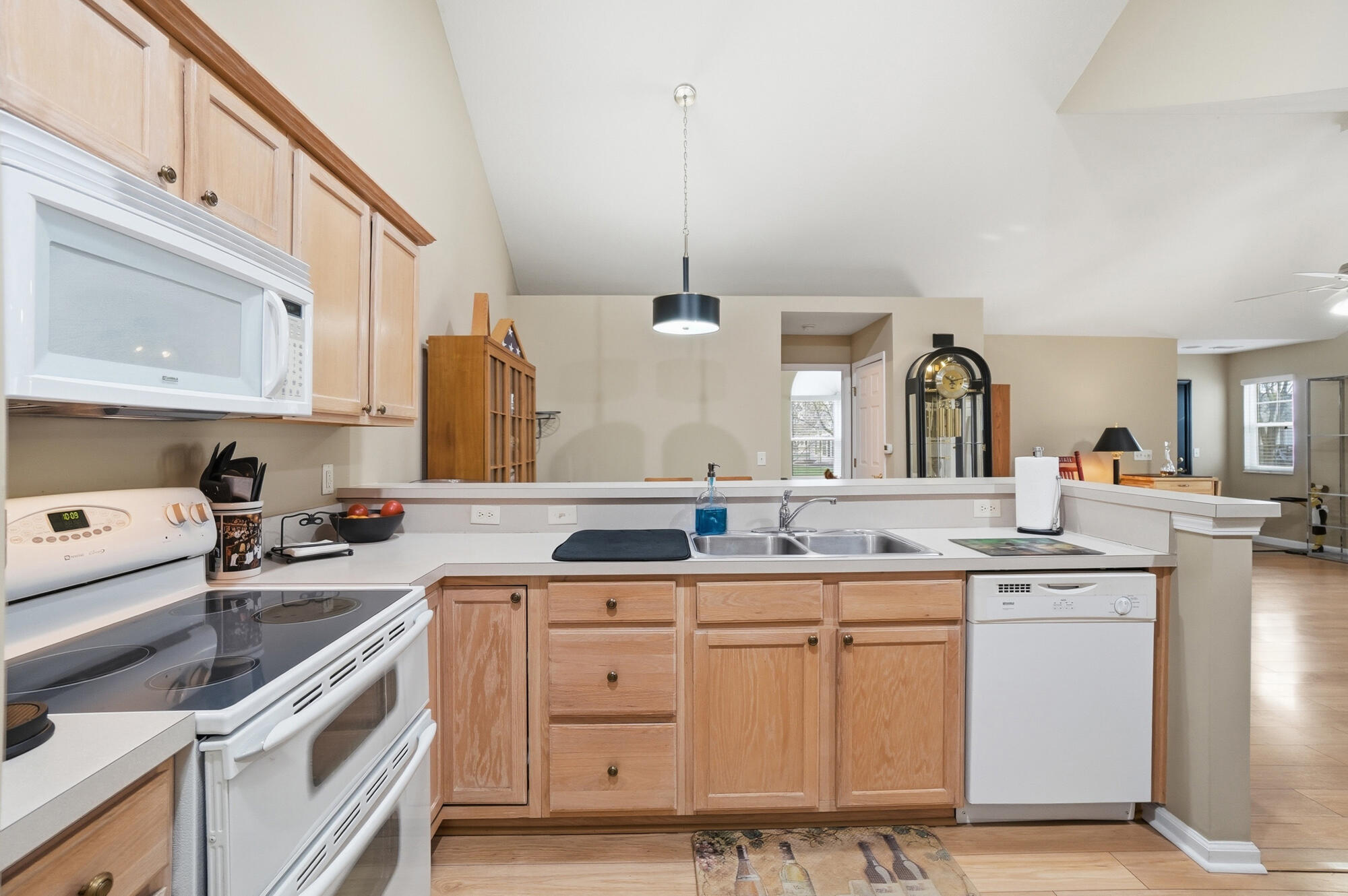 4662 Cobblestone Drive, Tipp City, Ohio 45371