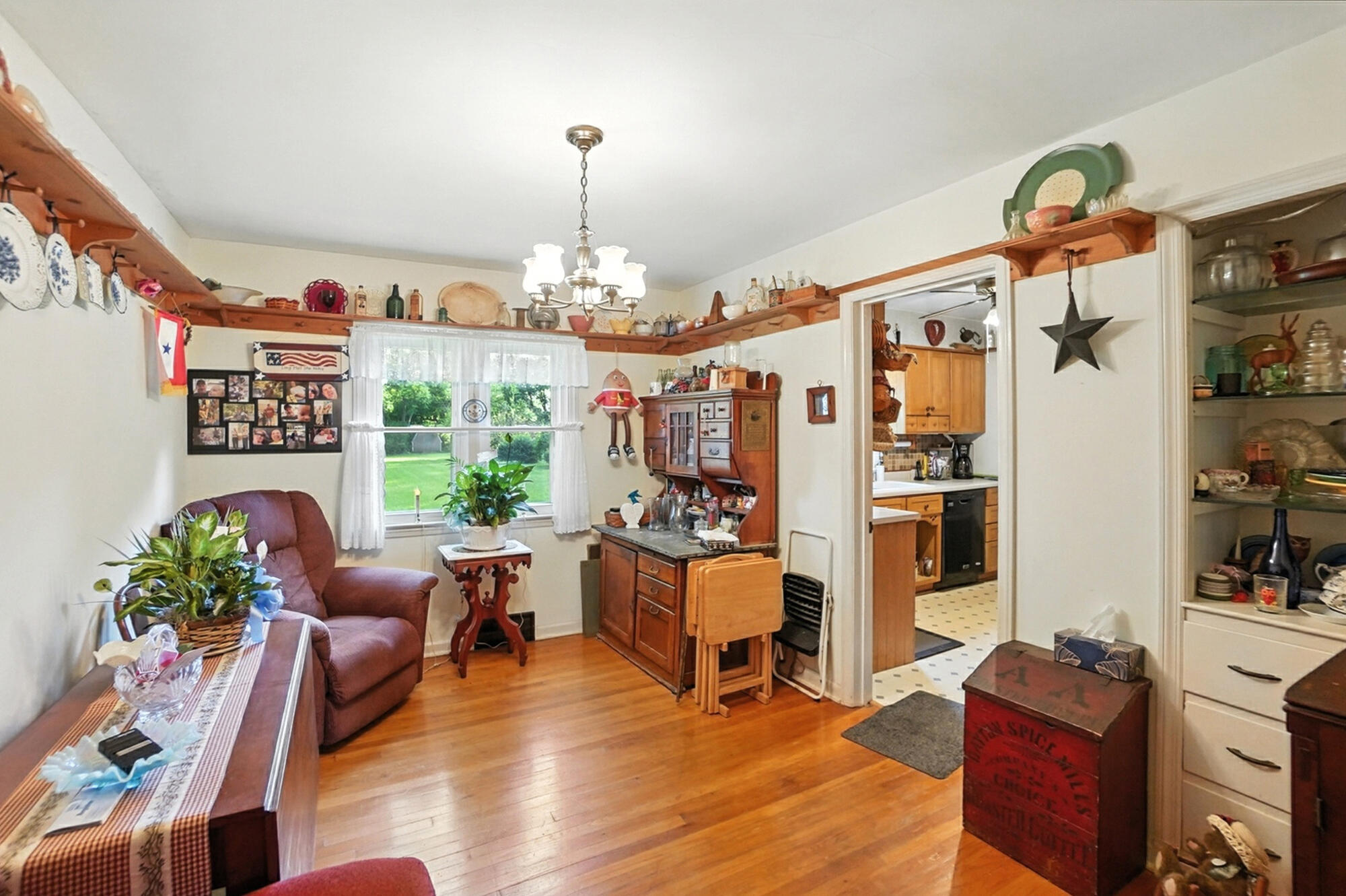 2064 Fairfield Pike, Springfield, Ohio 45502