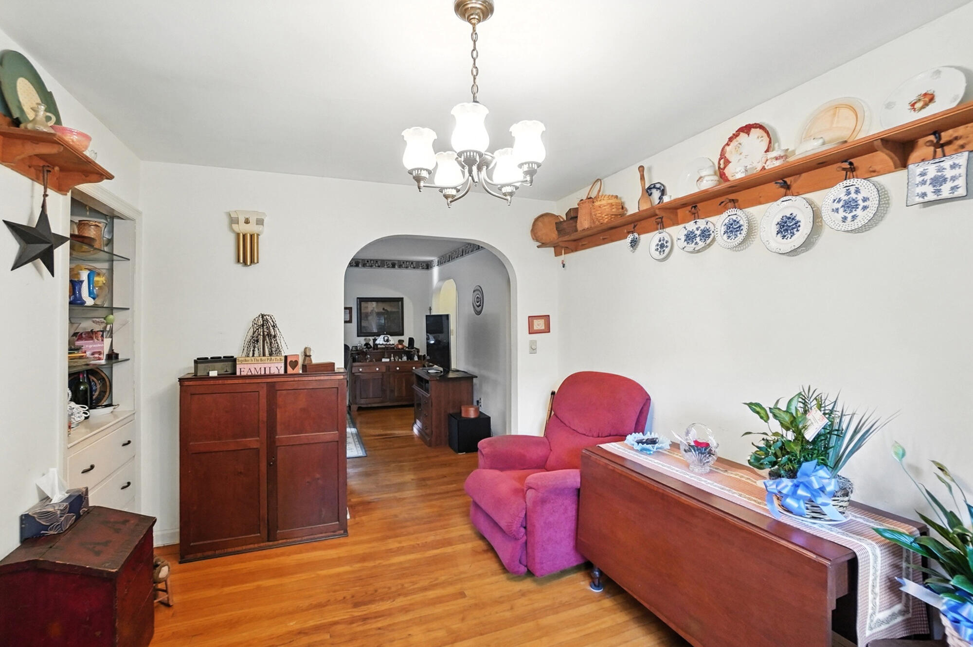 2064 Fairfield Pike, Springfield, Ohio 45502