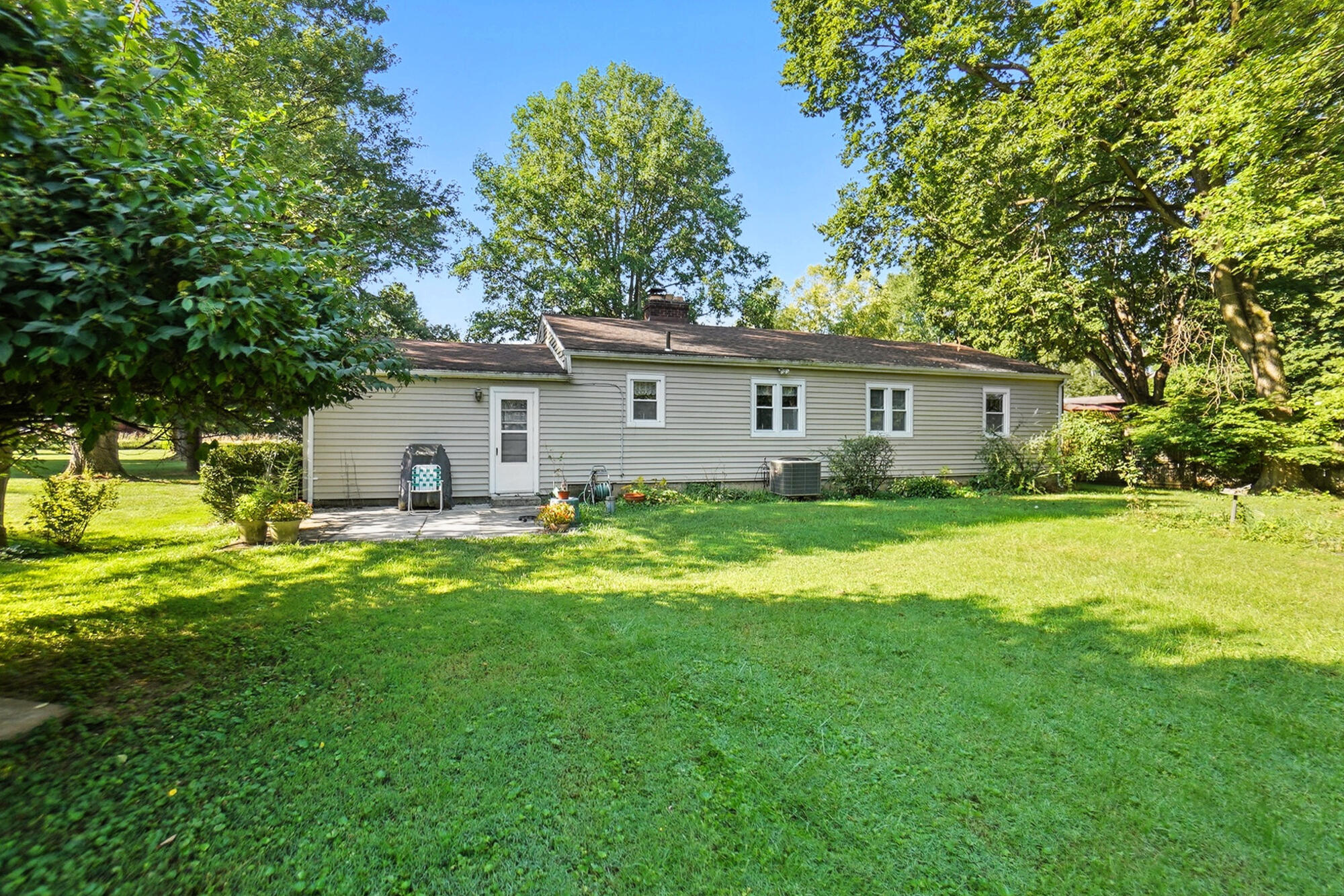 2064 Fairfield Pike, Springfield, Ohio 45502