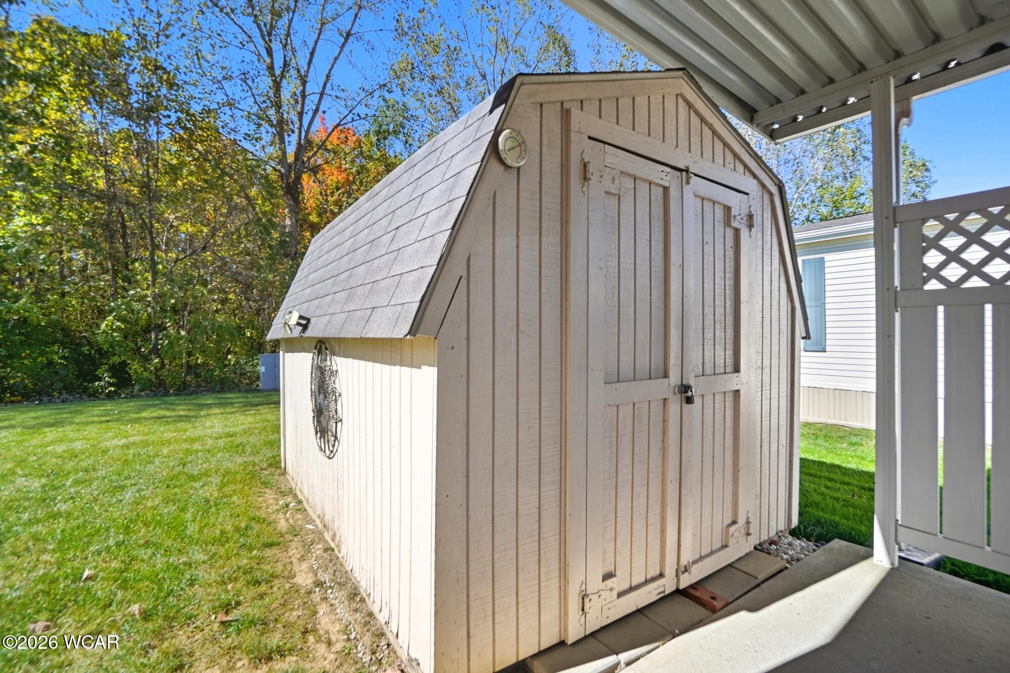 573 Waterview Circle, Lima, Ohio