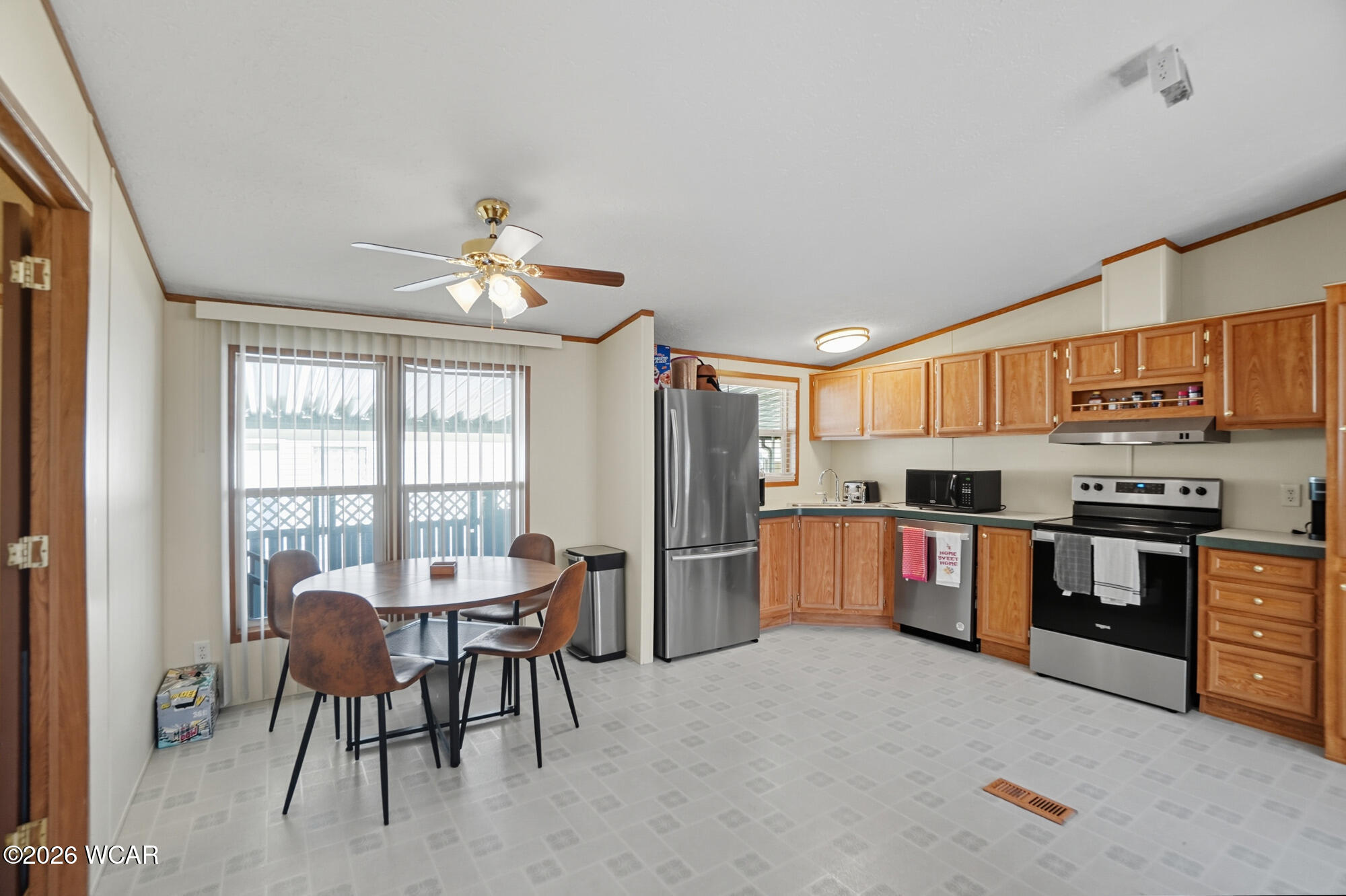 573 Waterview Circle, Lima, Ohio