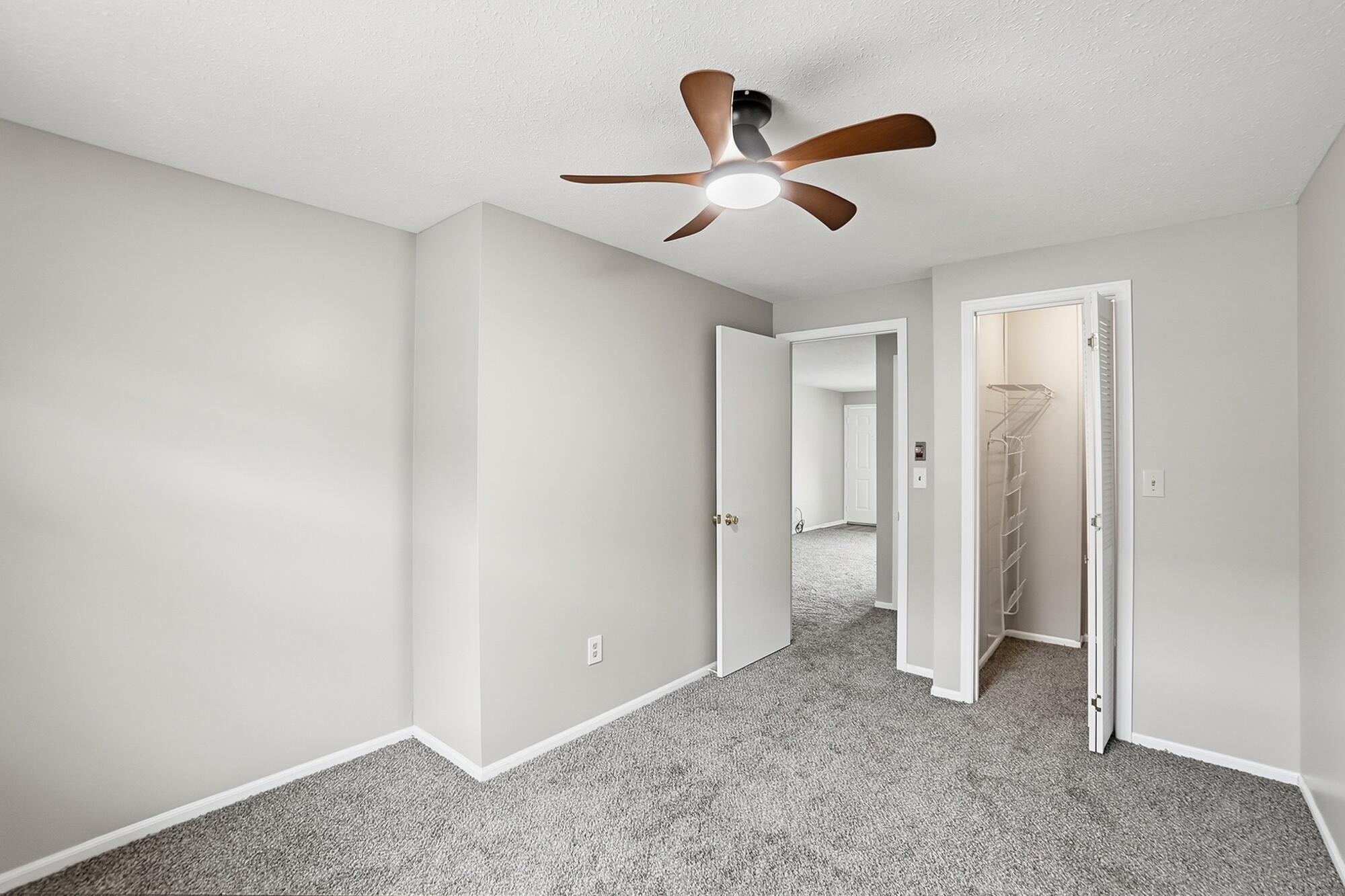 1052 Cheyenne Avenue, Springfield, Ohio 45503