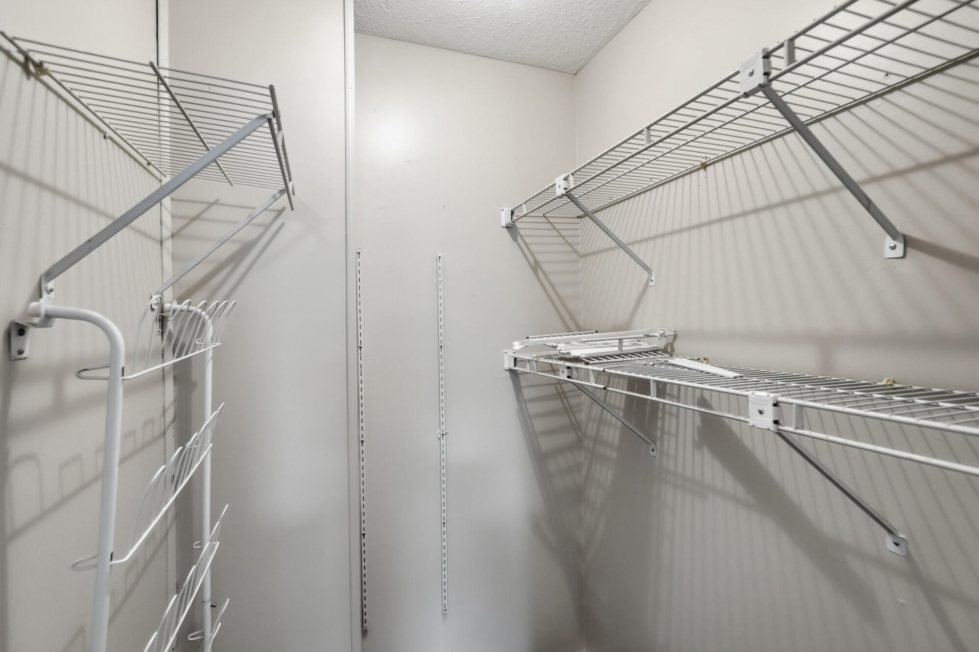 1052 Cheyenne Avenue, Springfield, Ohio 45503