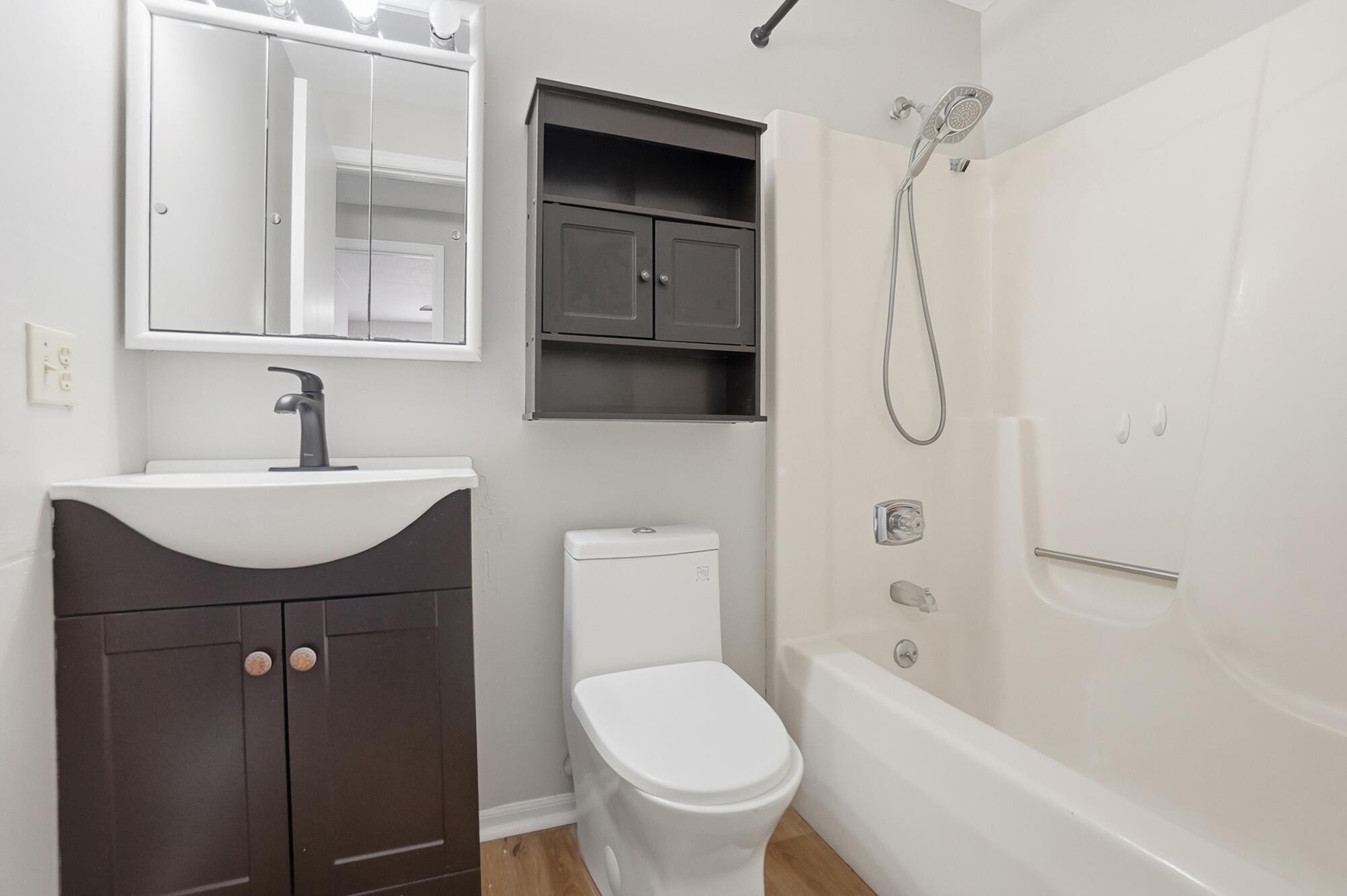 1052 Cheyenne Avenue, Springfield, Ohio 45503