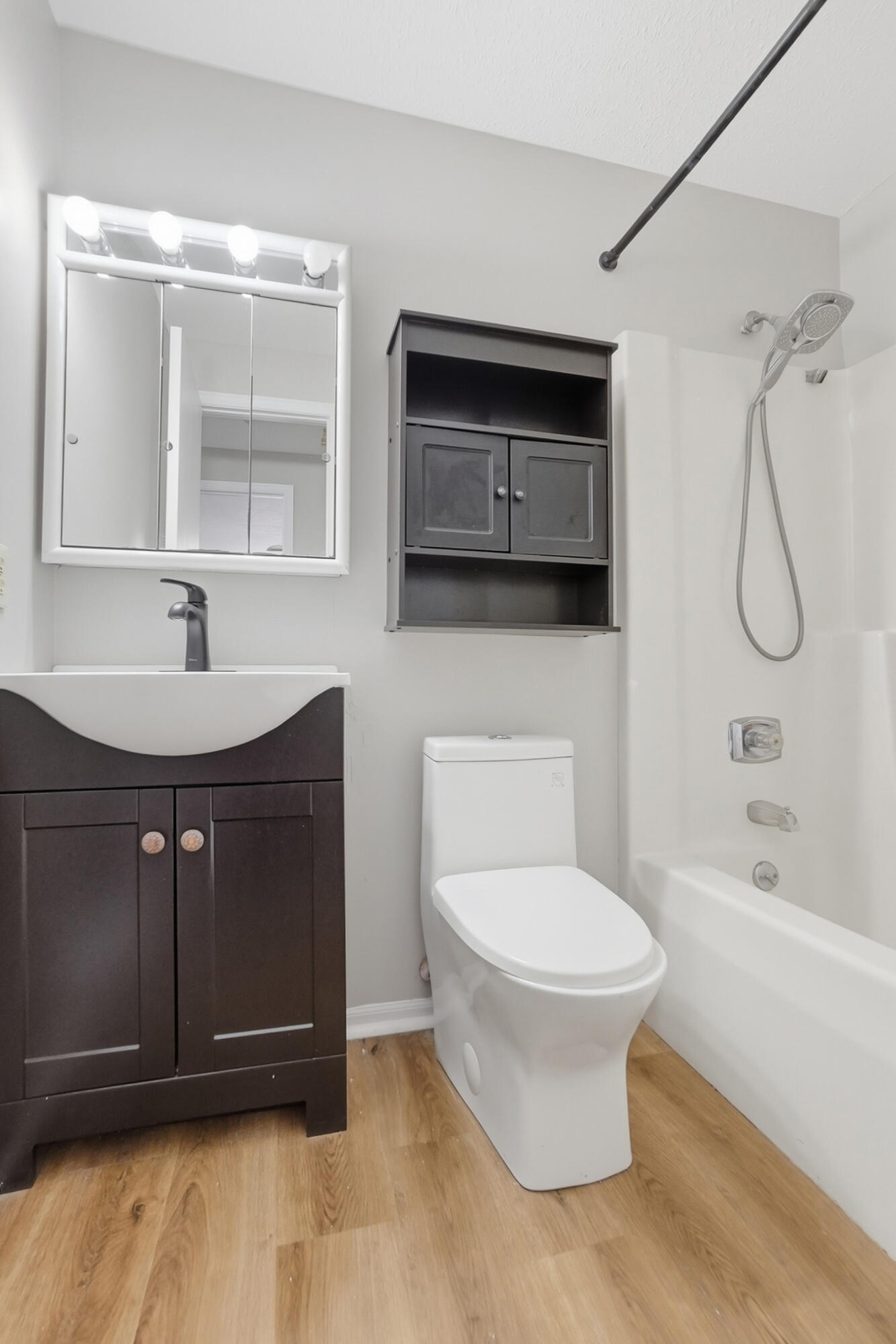 1052 Cheyenne Avenue, Springfield, Ohio 45503