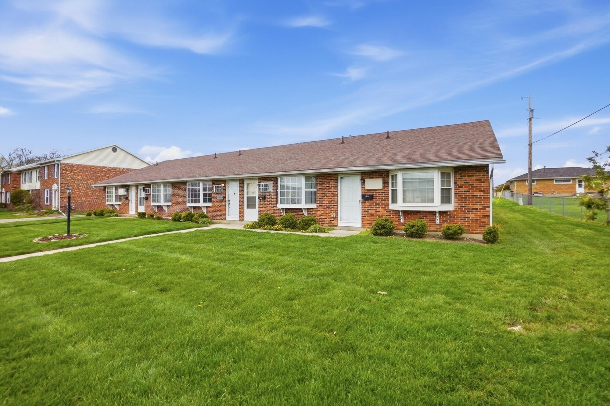 1052 Cheyenne Avenue, Springfield, Ohio 45503