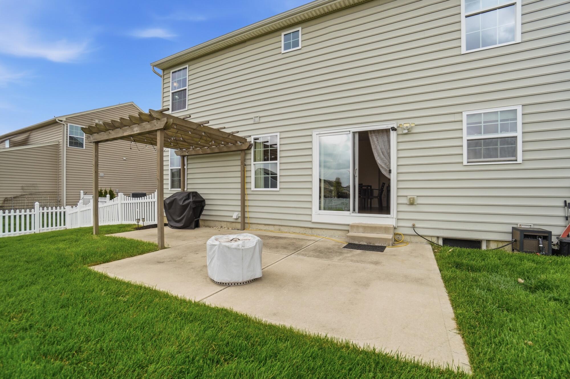 1204 Senna Street, Tipp City, Ohio 45371