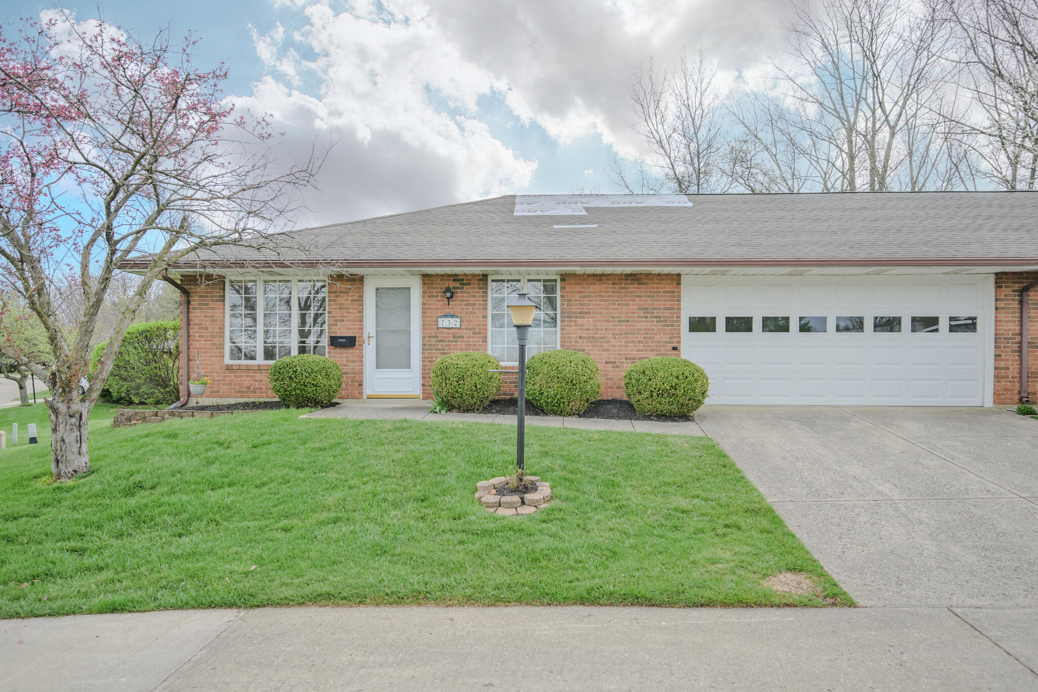 732 Grandview Drive, Springfield, Ohio 45503