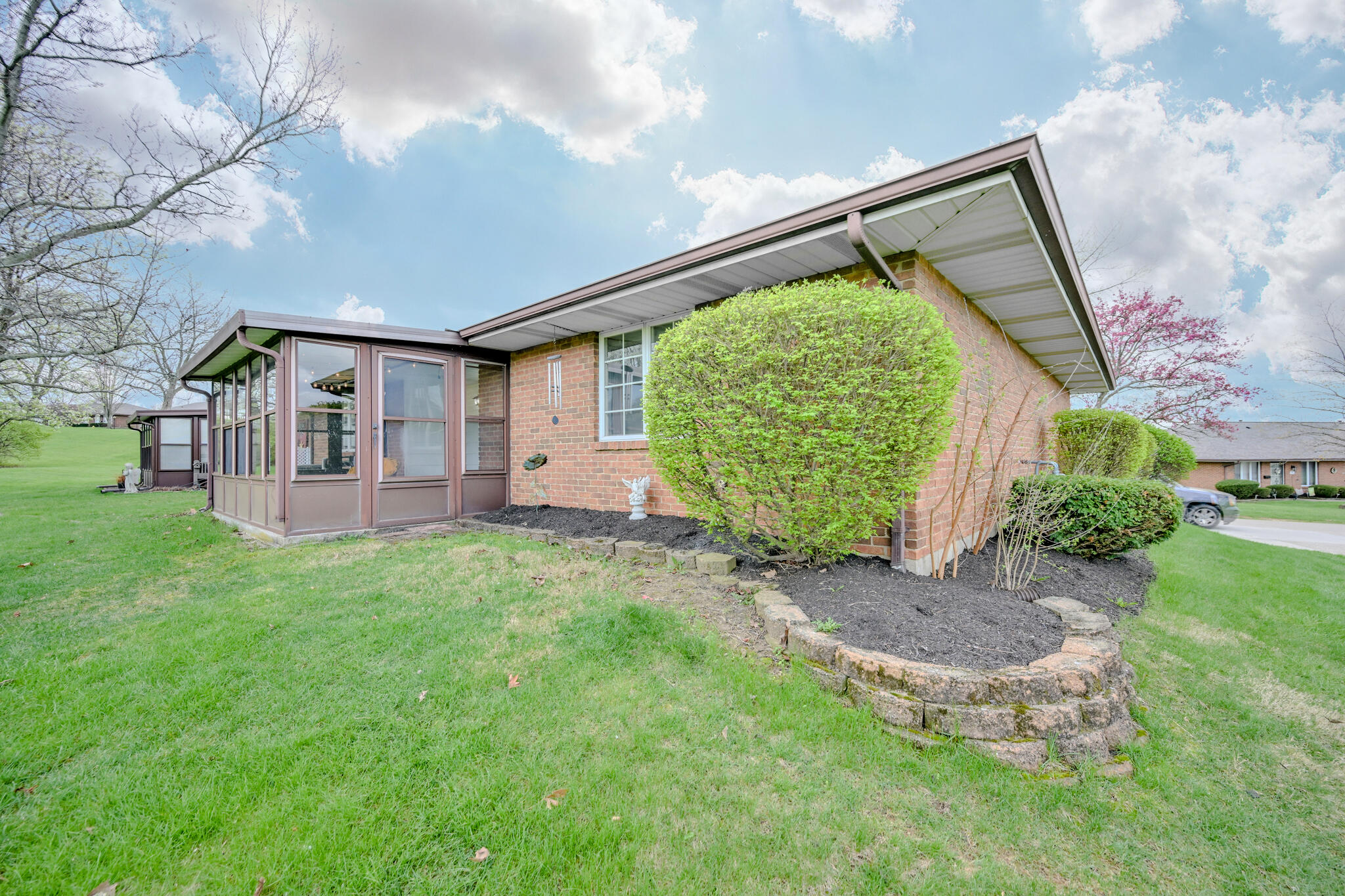 732 Grandview Drive, Springfield, Ohio 45503