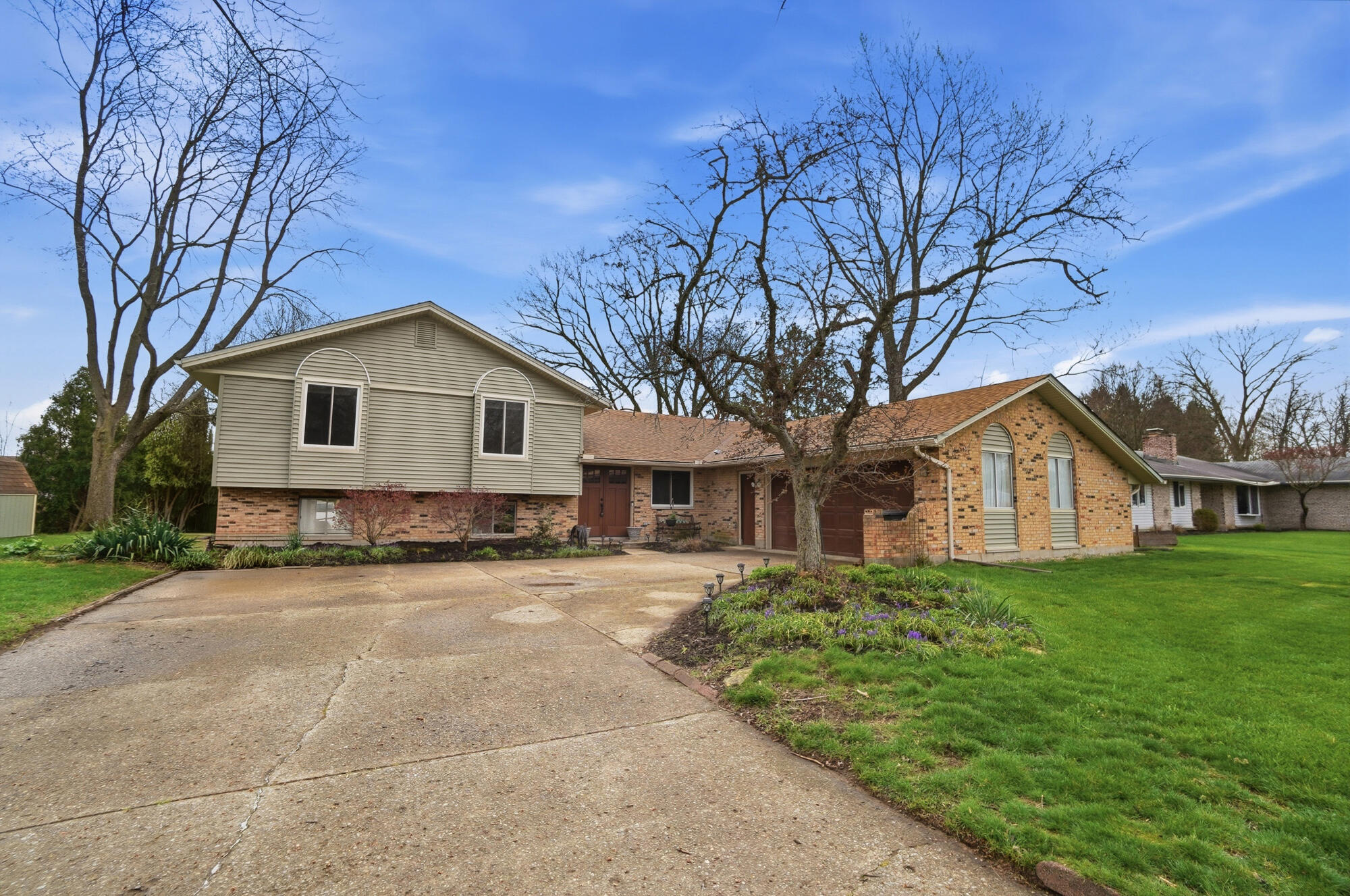 5120 Marshall Road, Dayton, Ohio 45429