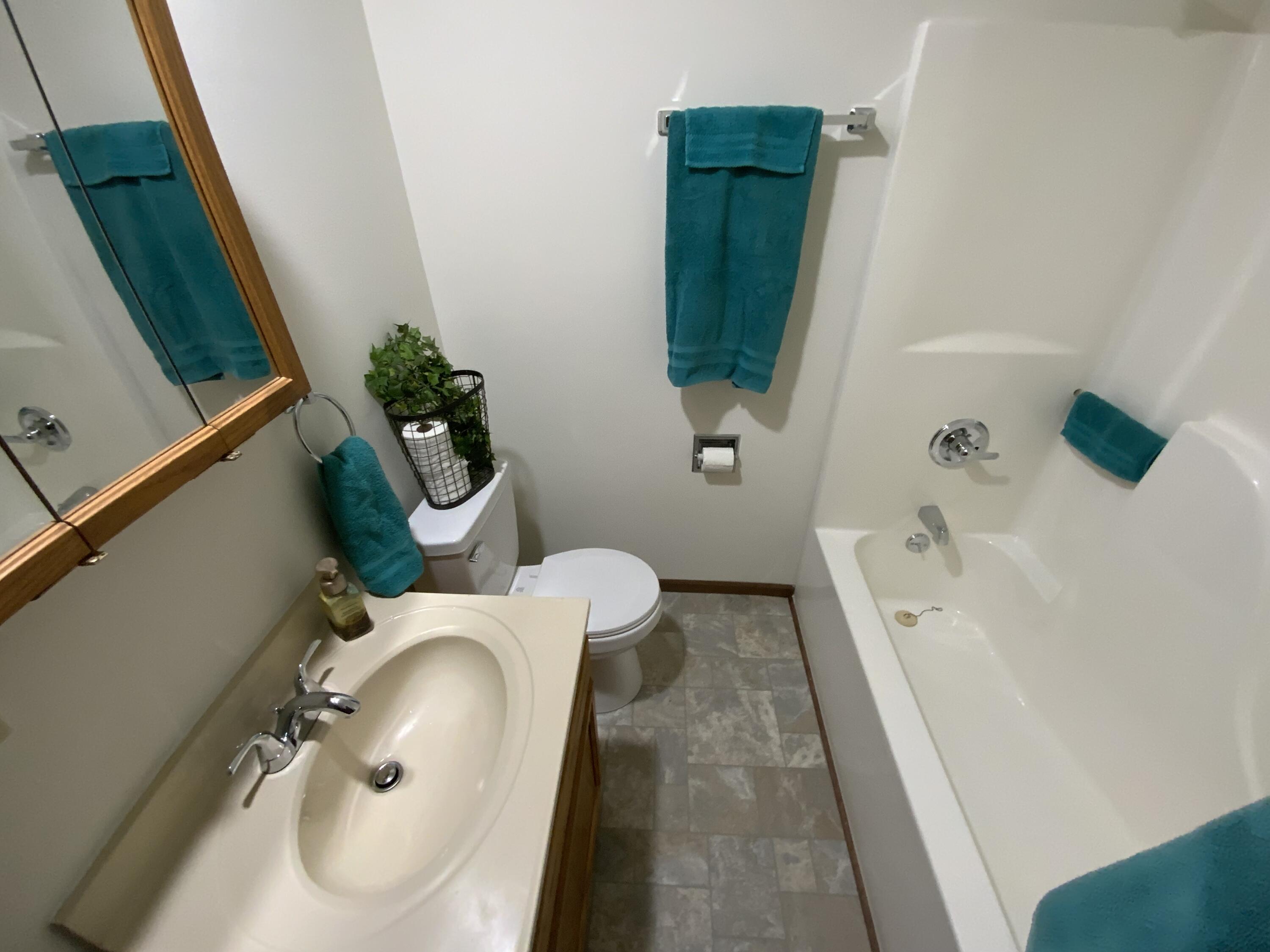 11571 Mohawk Path, Lakeview, Ohio 43331